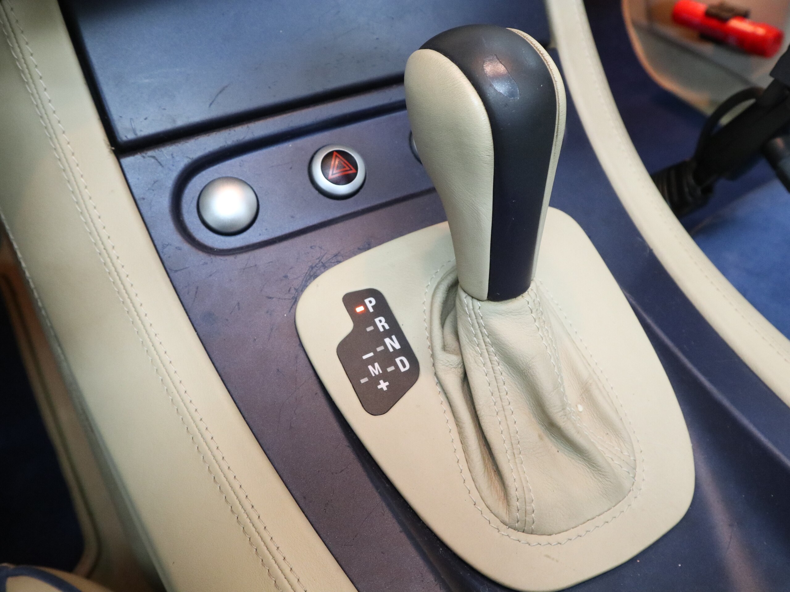2003 BMW Alpina Roadster V8 Limited Edition — Photo 11 / 19