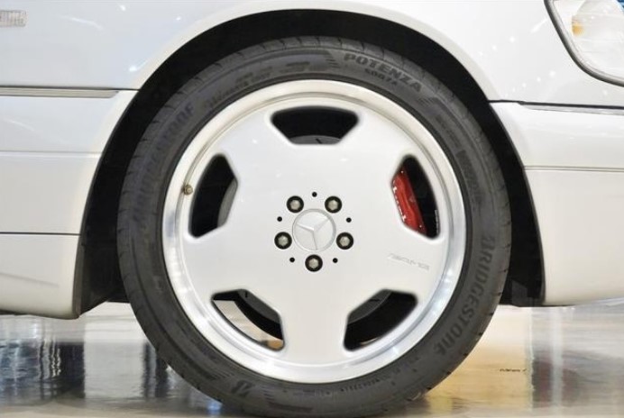 1997 Mercedes Benz S600L — Photo 12 / 29