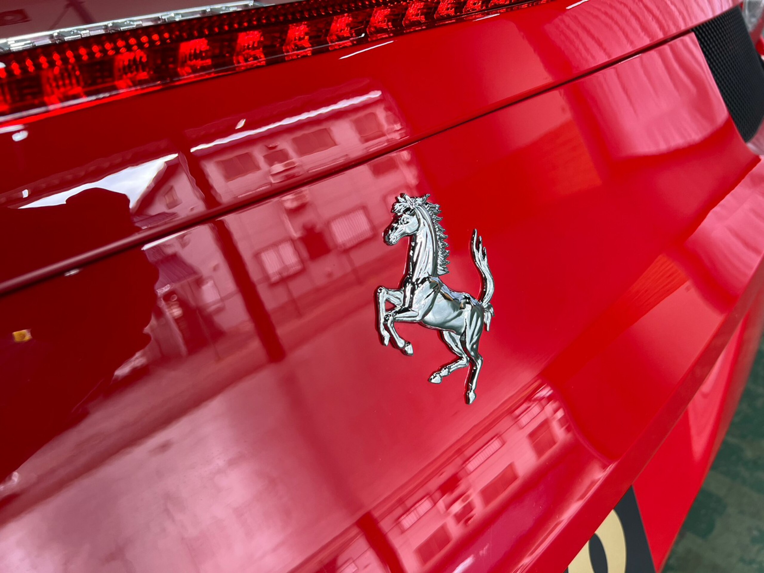 2010 Ferrari 458 Italia F1 DCT — Photo 22 / 30