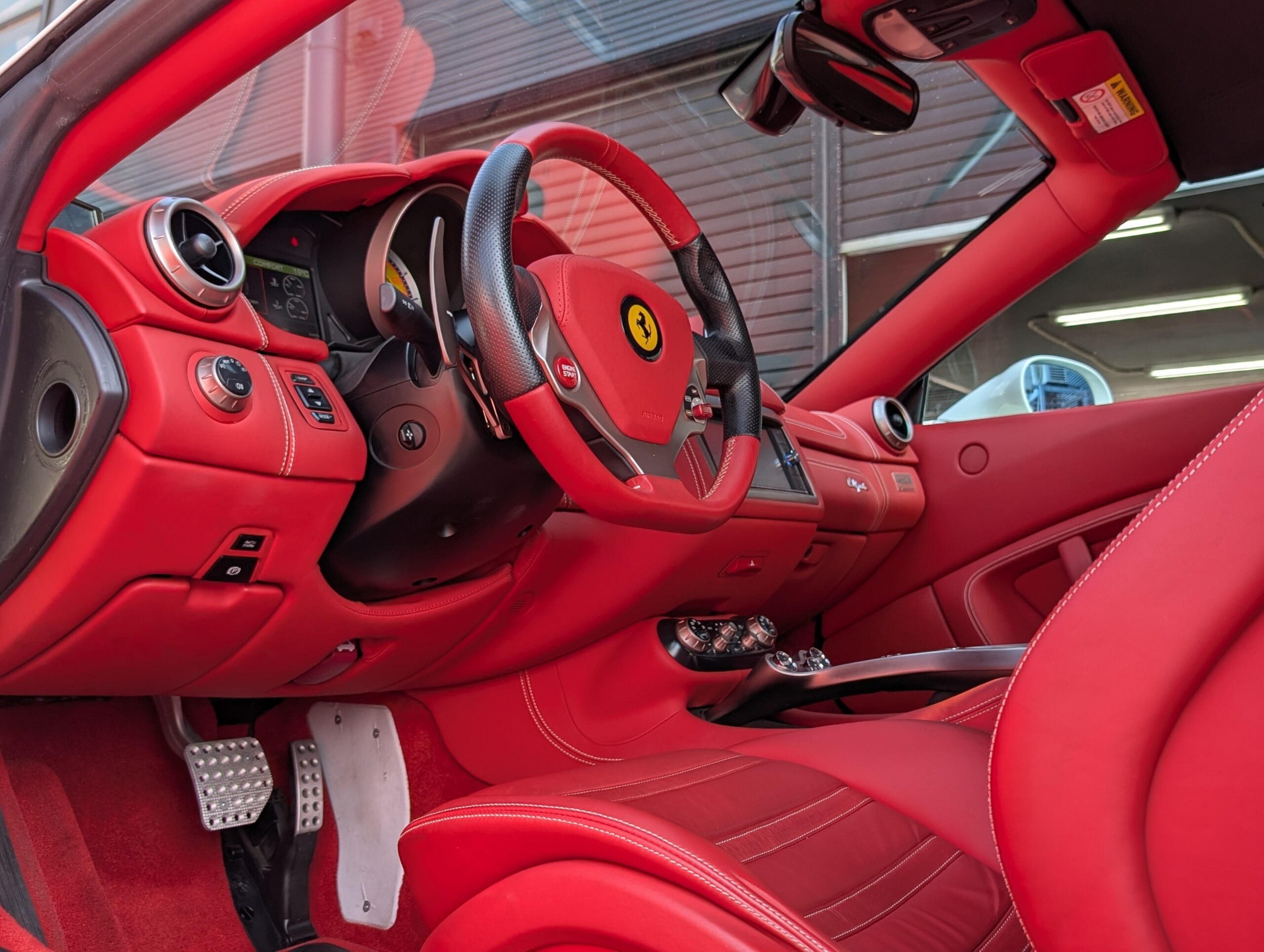 2009 Ferrari California F1 — Photo 6 / 19