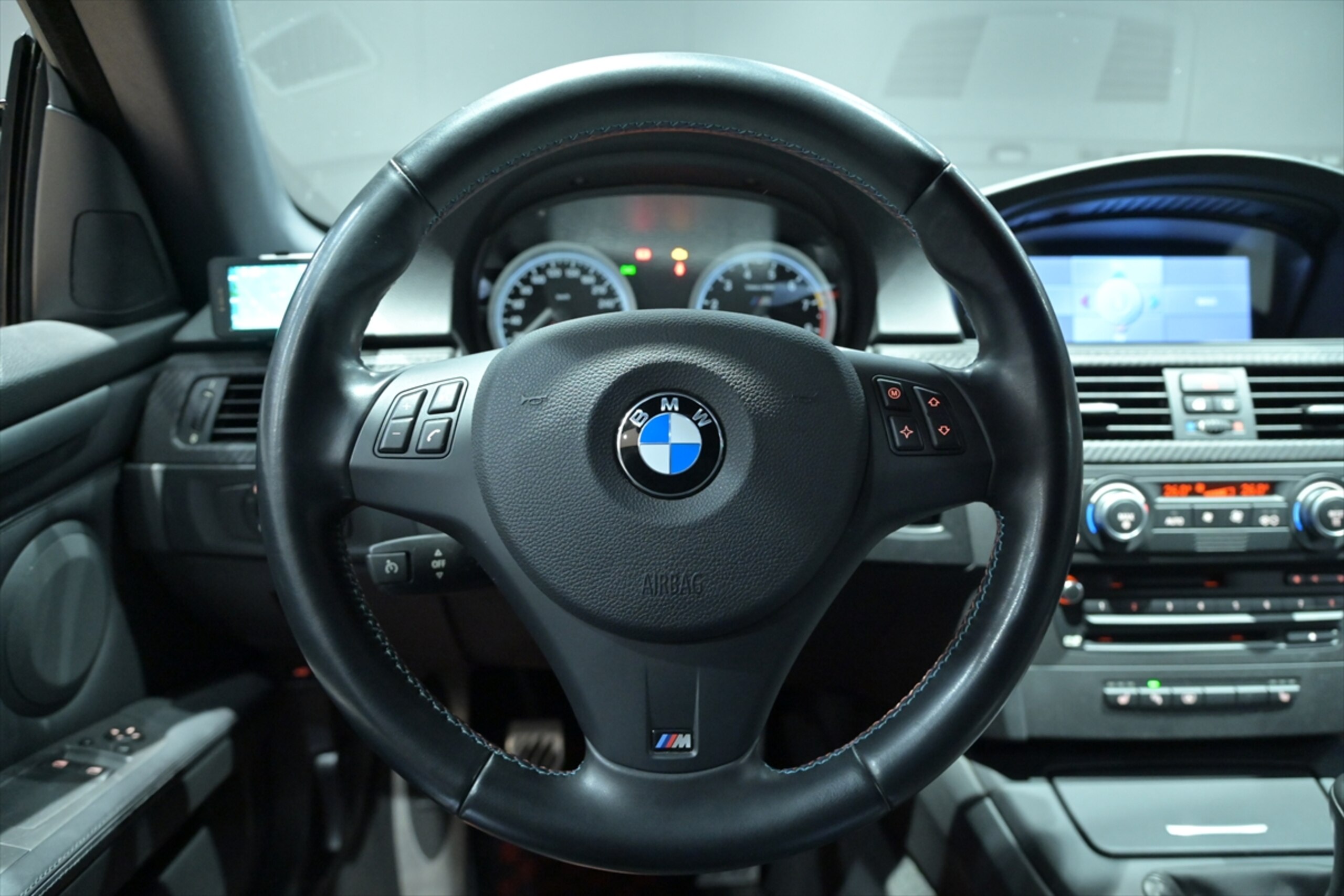 2007 BMW M3 Coupe — Photo 8 / 23