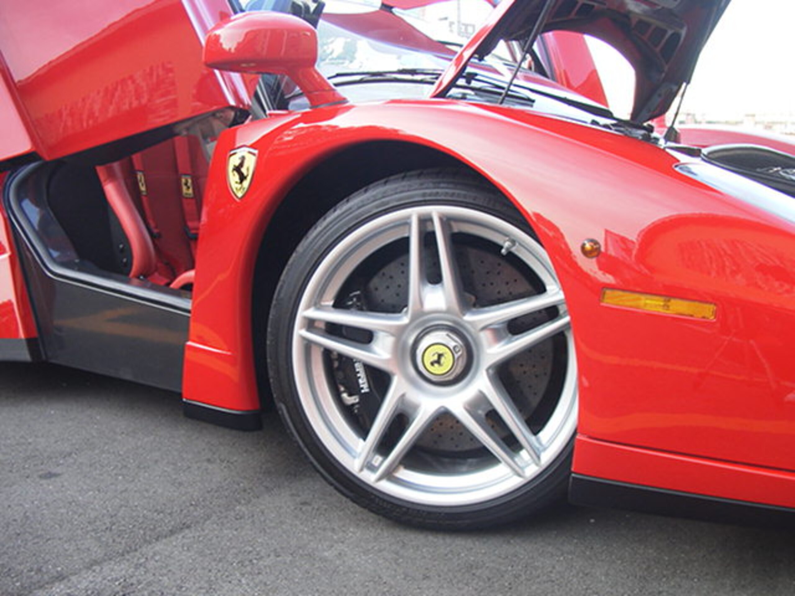 2004 Ferrari Enzo — Photo 7 / 13