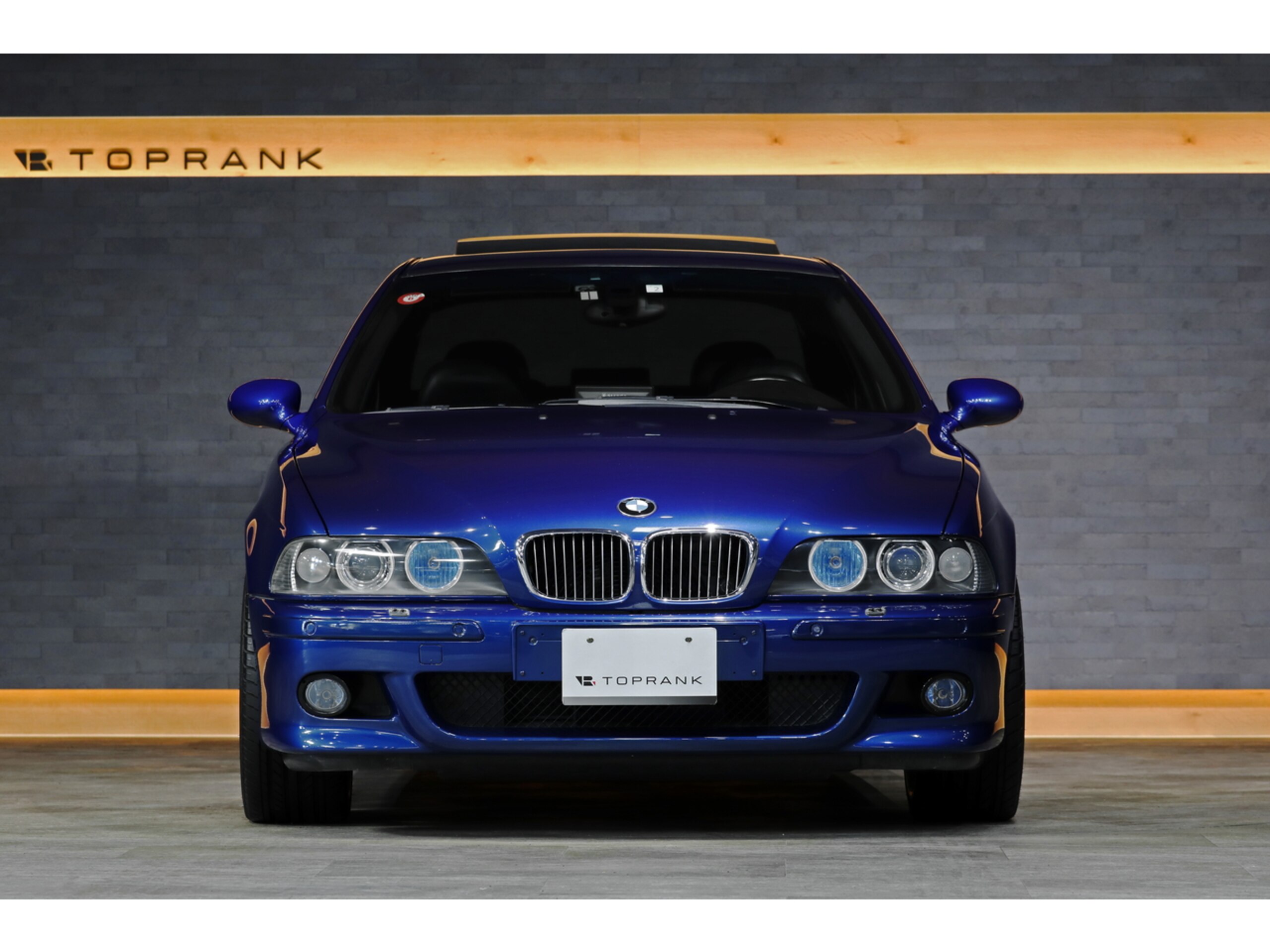 2002 BMW M5 for sale in Japan