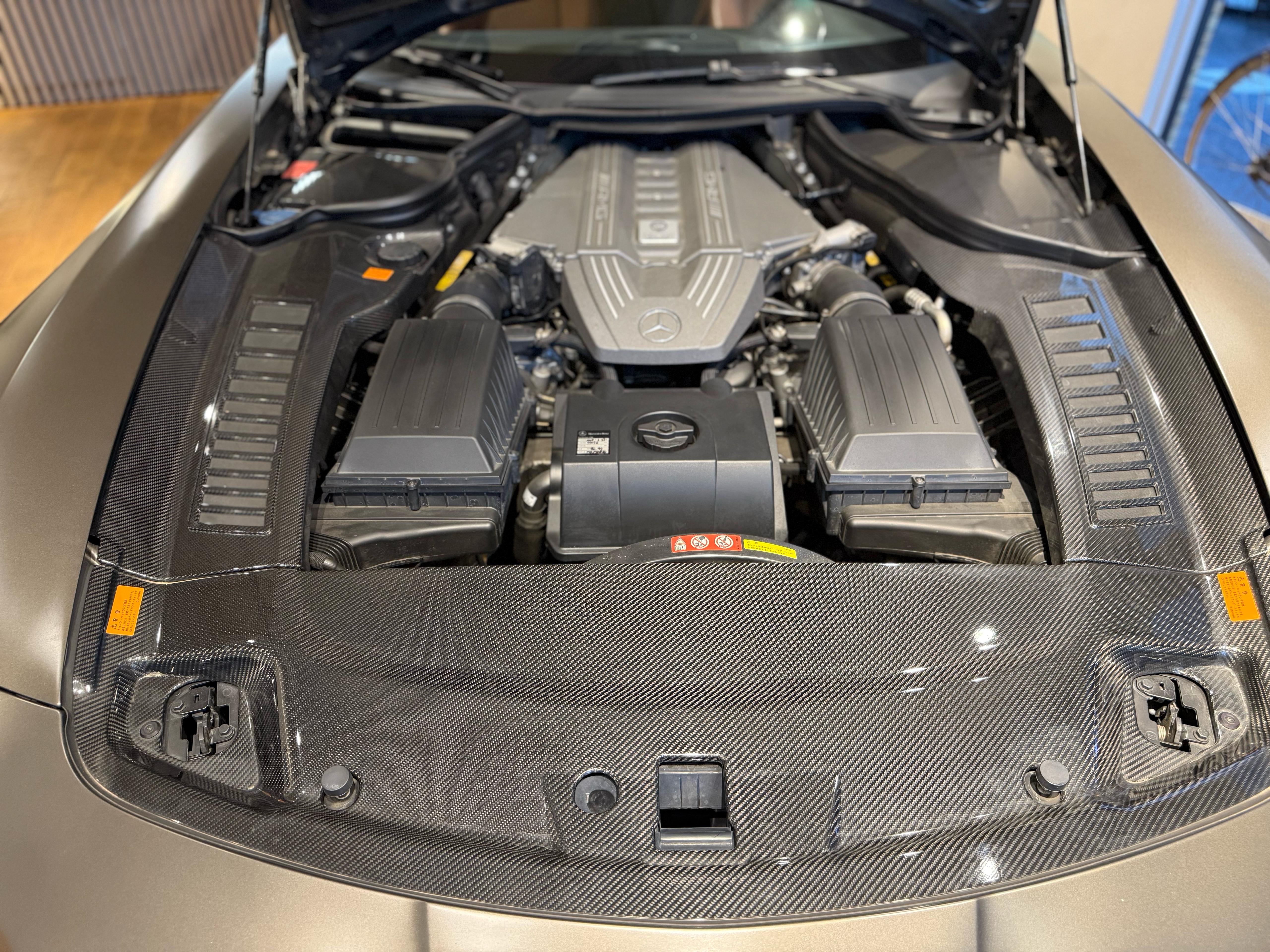 2011 Mercedes Benz SLS AMG — Photo 16 / 17