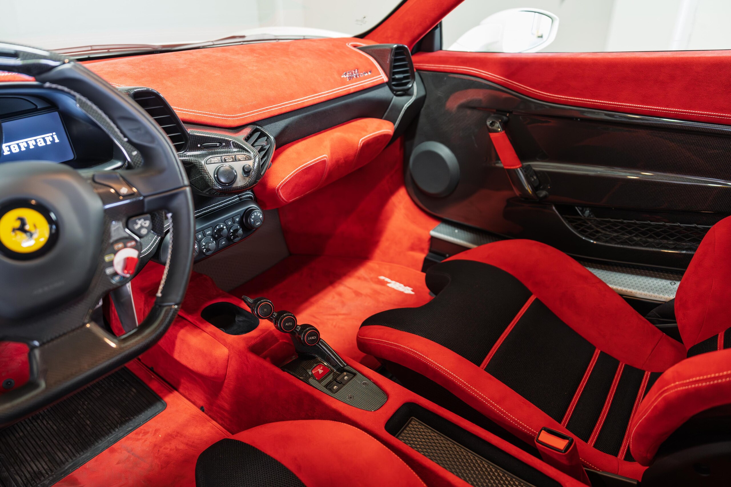 2015 Ferrari 458 Speciale — Photo 11 / 18