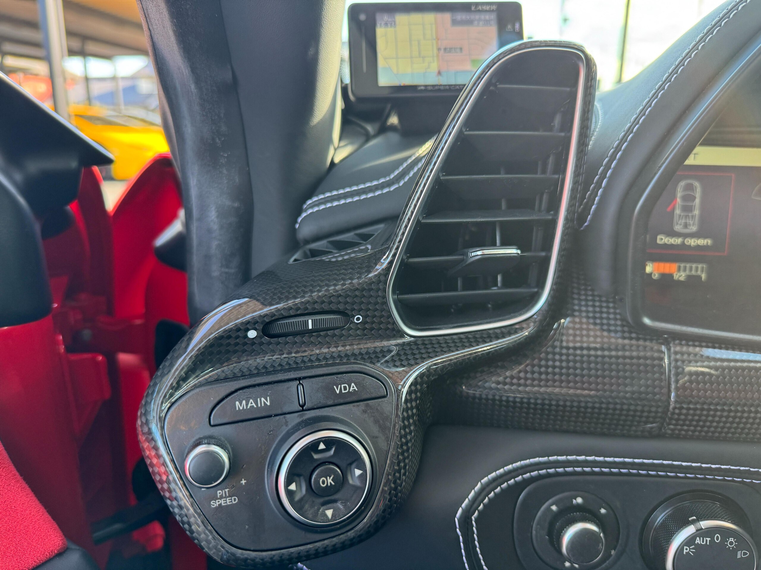 2015 Ferrari 458 Spider — Photo 13 / 23