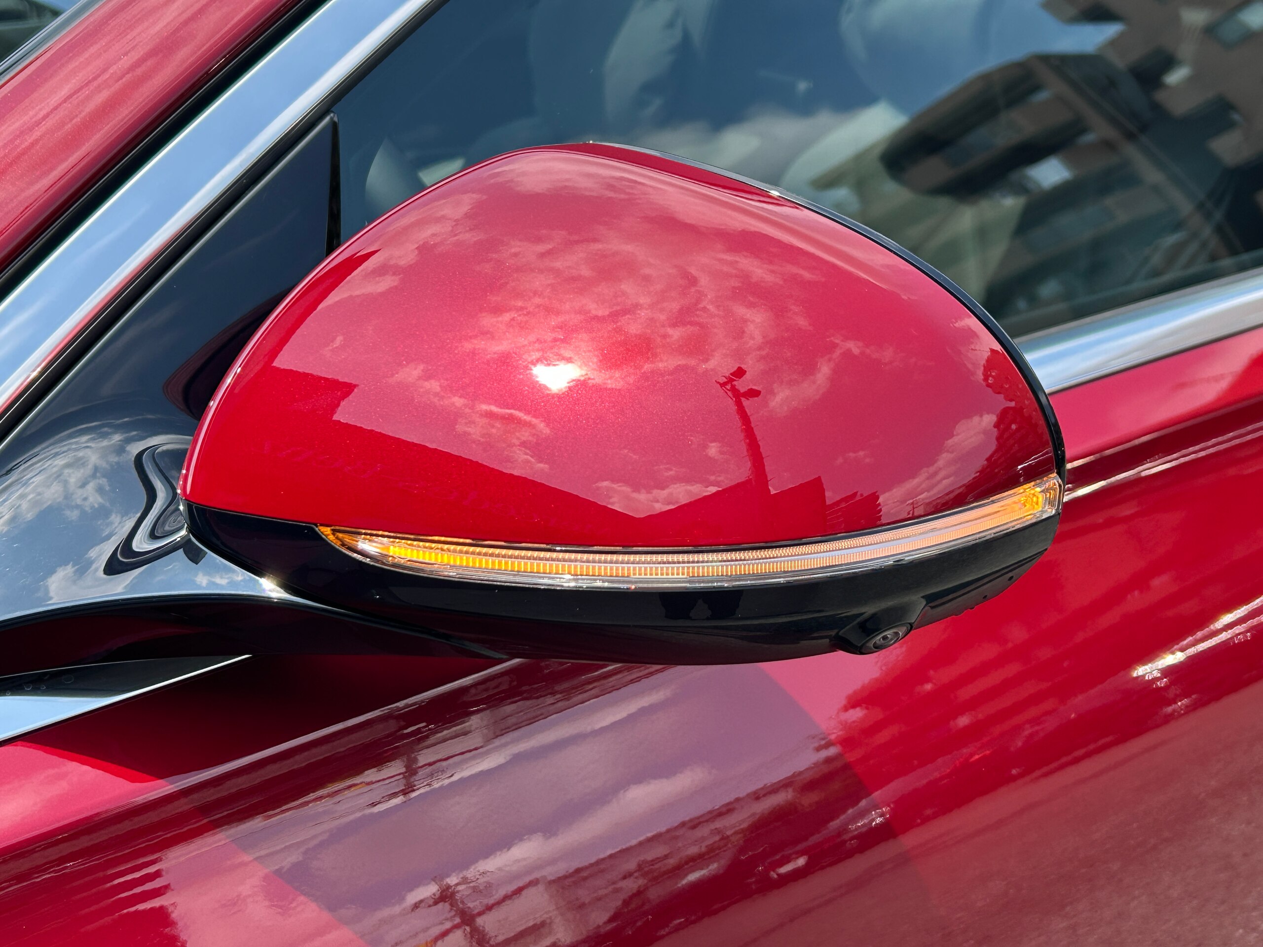 2025 Mercedes Benz Maybach S680 — Photo 12 / 40