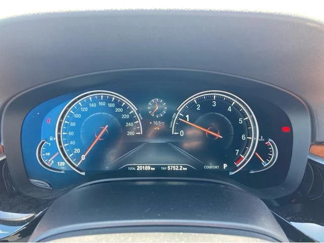 2018 BMW 530i M Sport — Photo 11 / 29