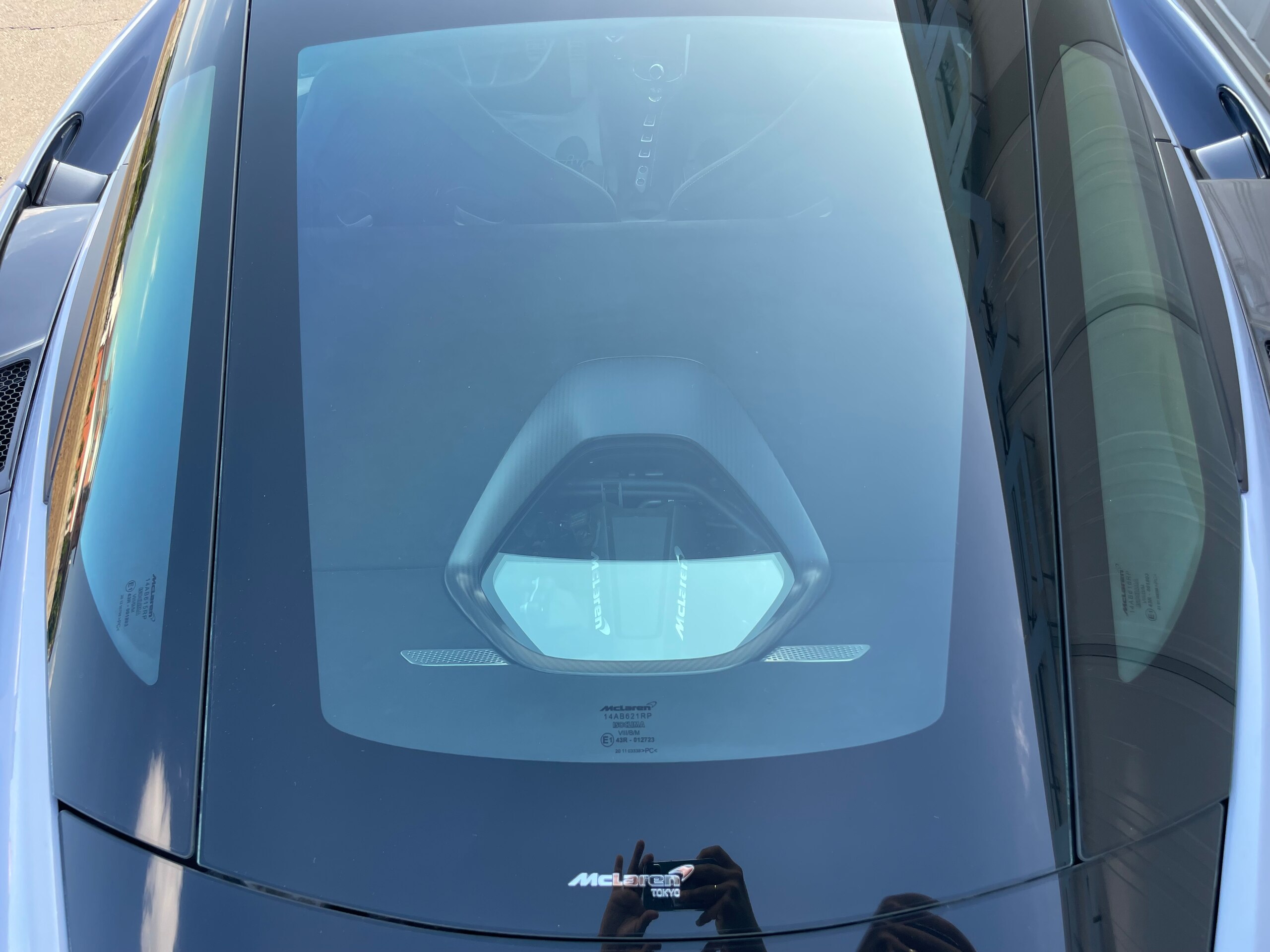 2021 McLaren 765LT — Photo 11 / 18