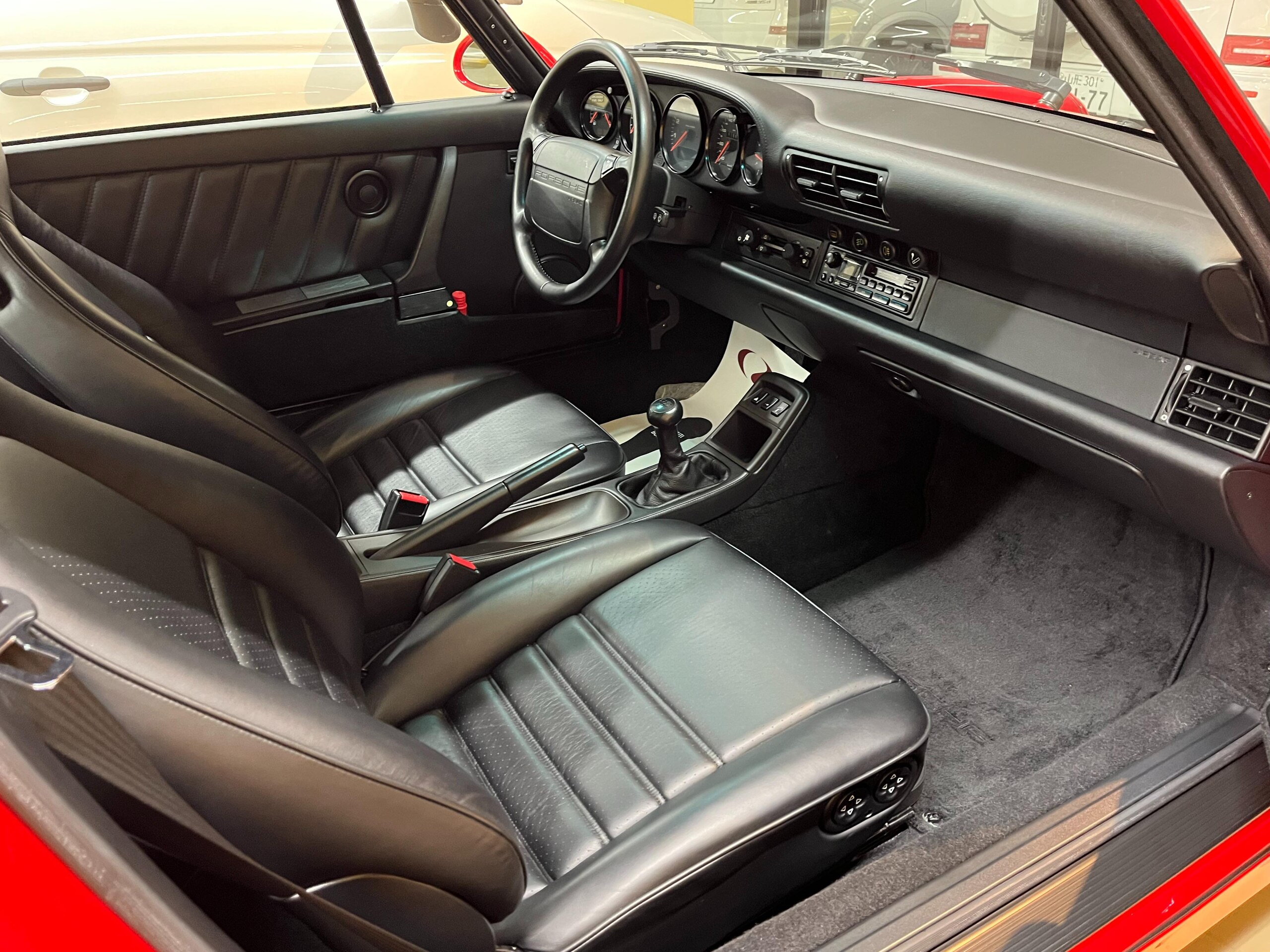 1993 Porsche 911 Turbo — Photo 16 / 20