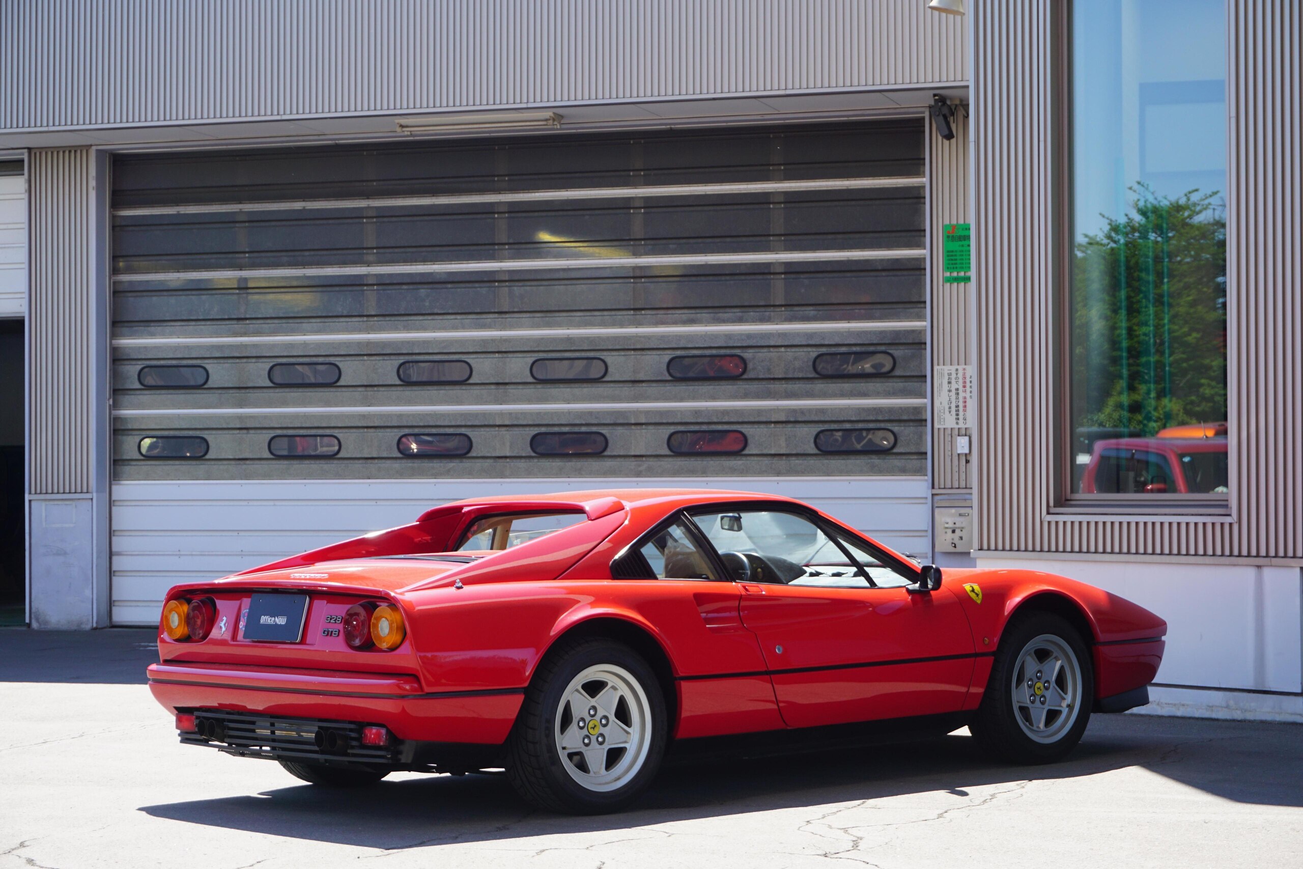 1988 Ferrari 328 GTB — Photo 6 / 18