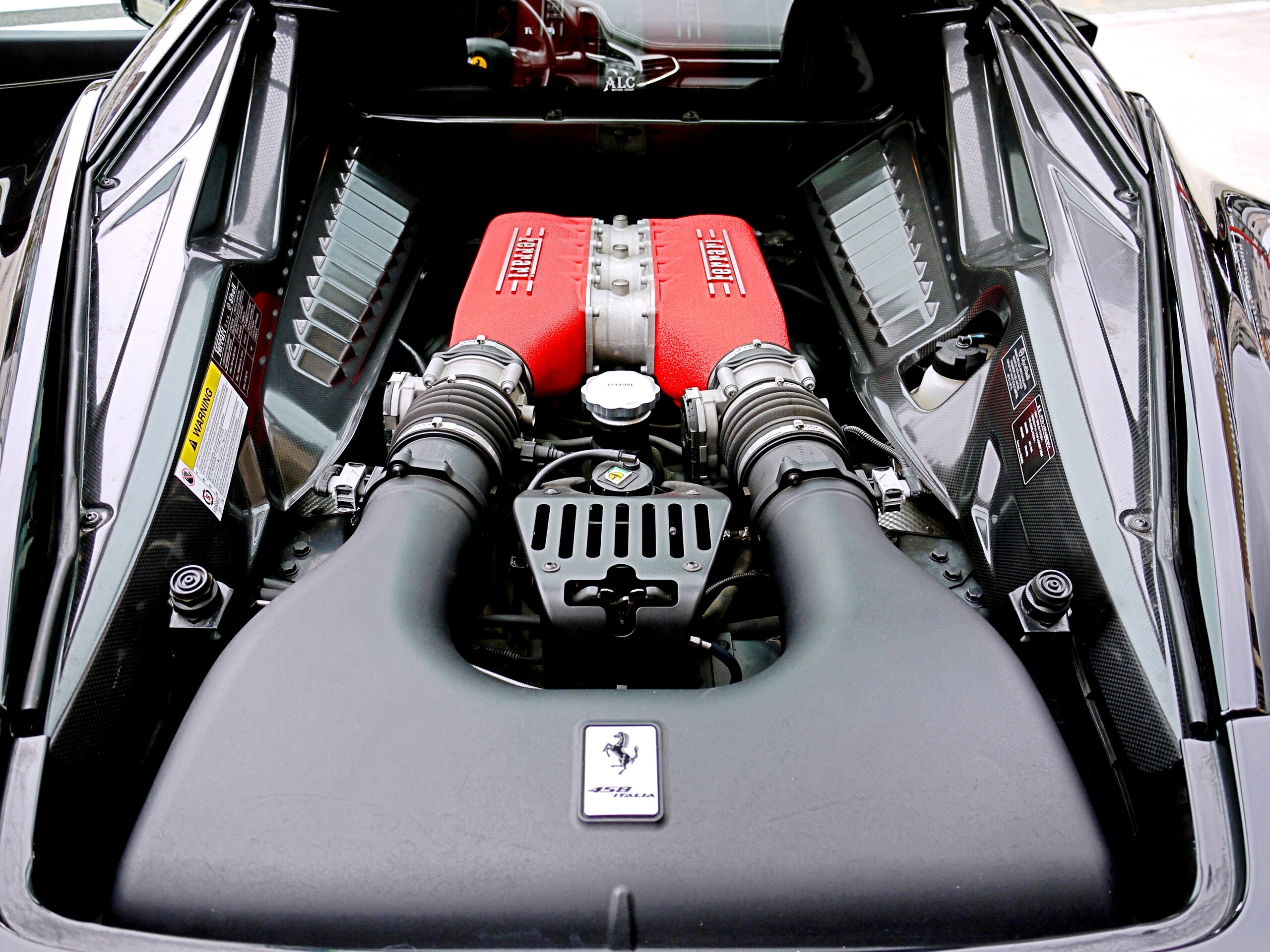 2013 Ferrari 458 Italia F1 DCT — Photo 10 / 11