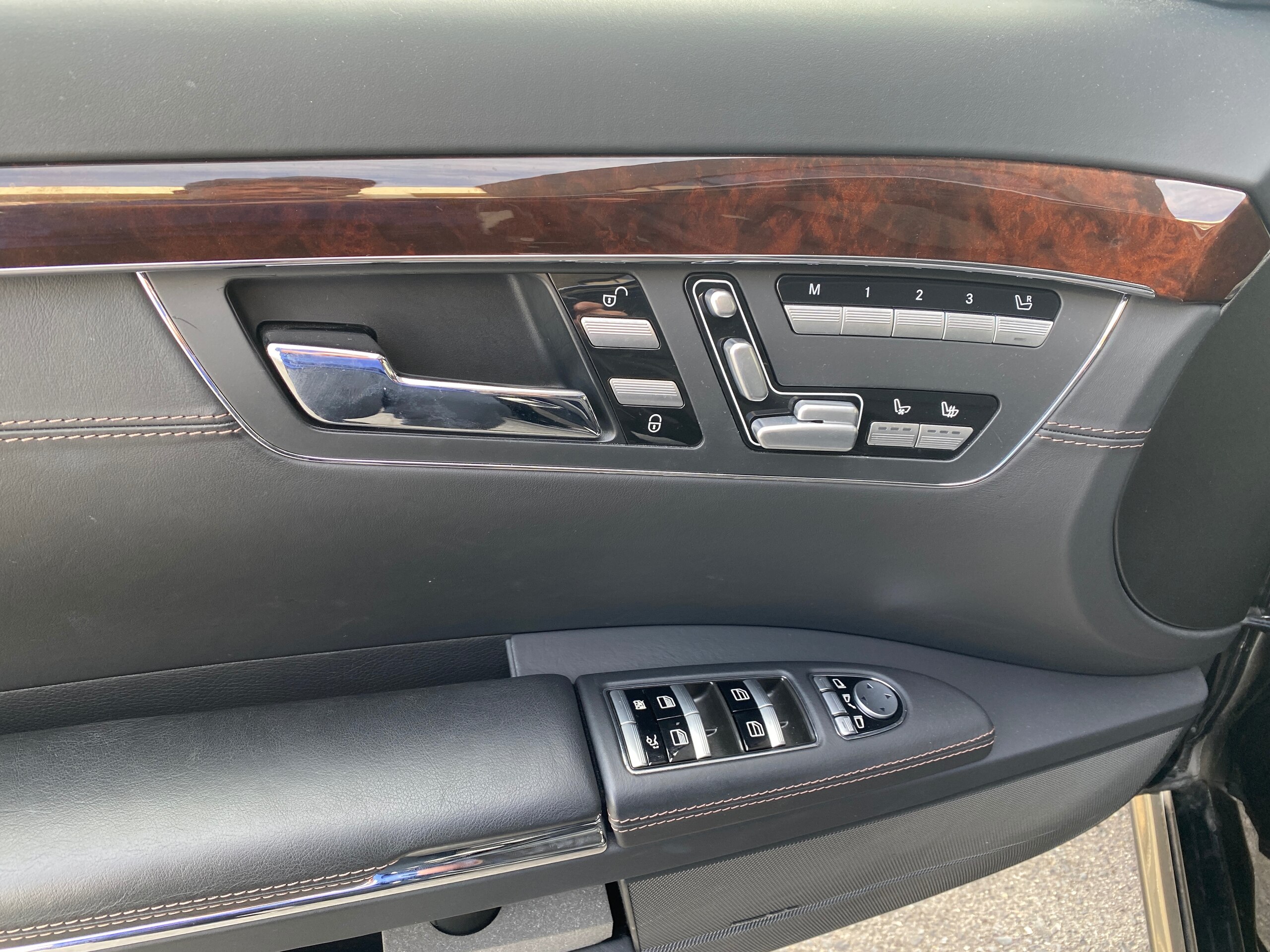 2012 Mercedes Benz S63 AMG Long — Photo 6 / 14