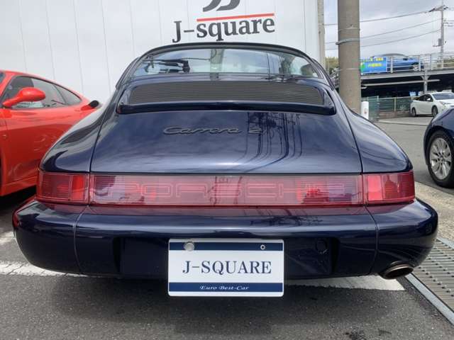 1992 Porsche 911 Carrera 2 — Photo 7 / 13