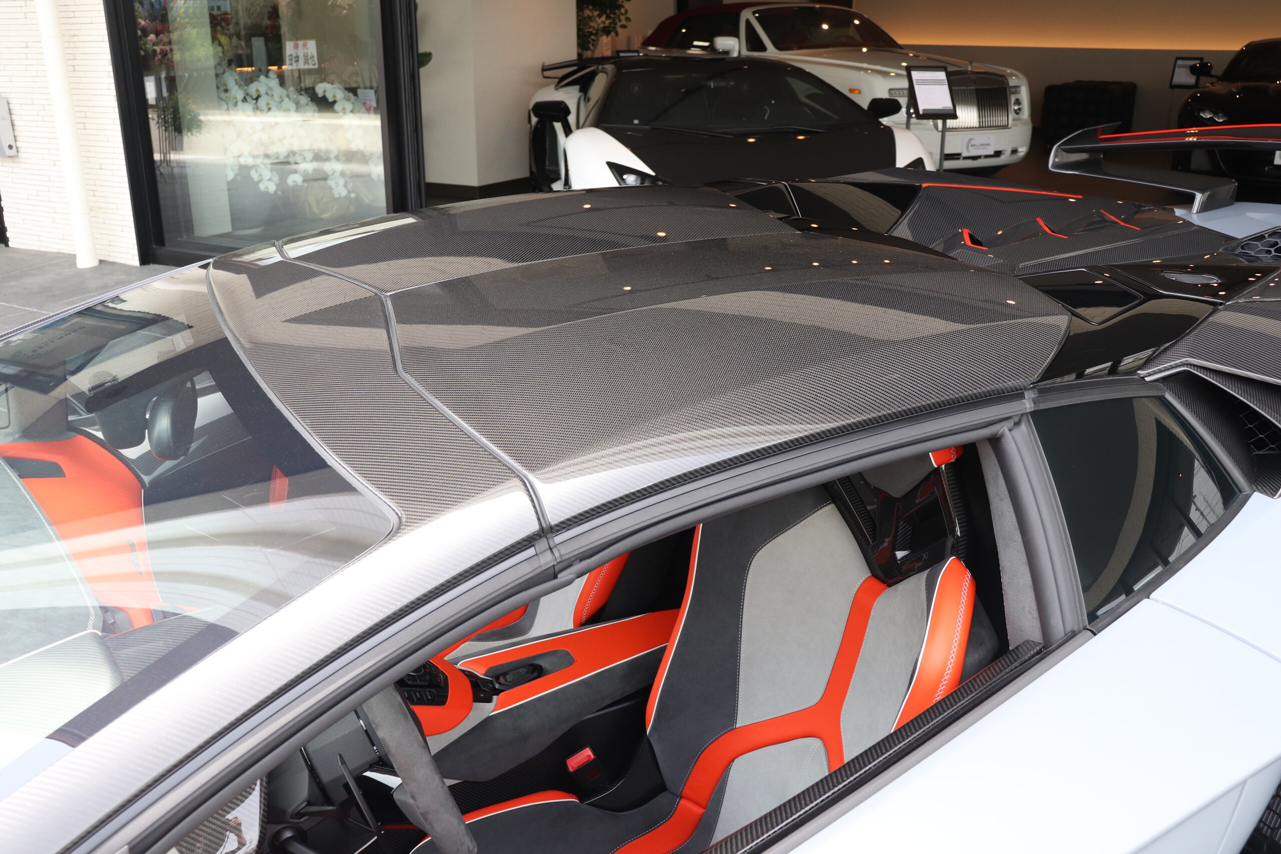 2021 Lamborghini Aventador Roadster SVJ 63 — Photo 7 / 21