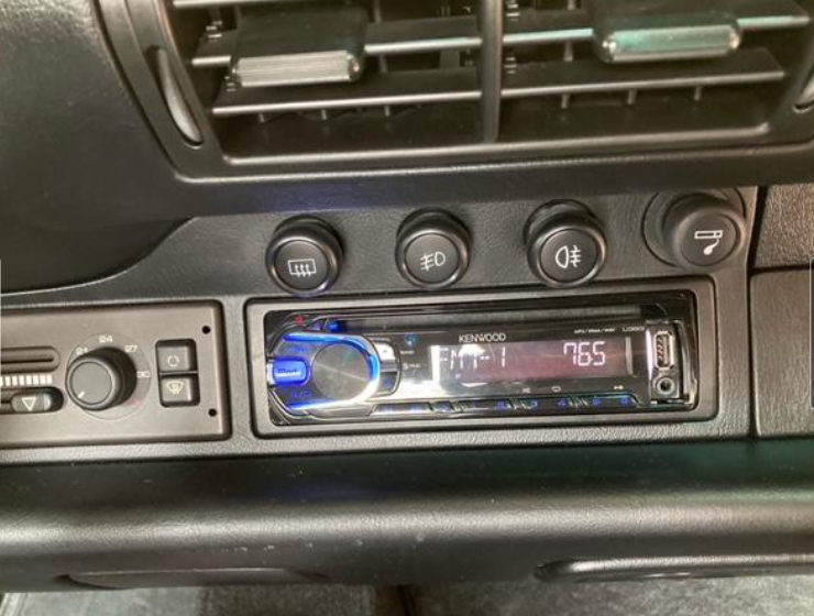 1994 Porsche 911 Carrera — Photo 15 / 22