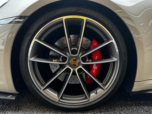 2019 Porsche 911 Carrera S — Photo 9 / 33
