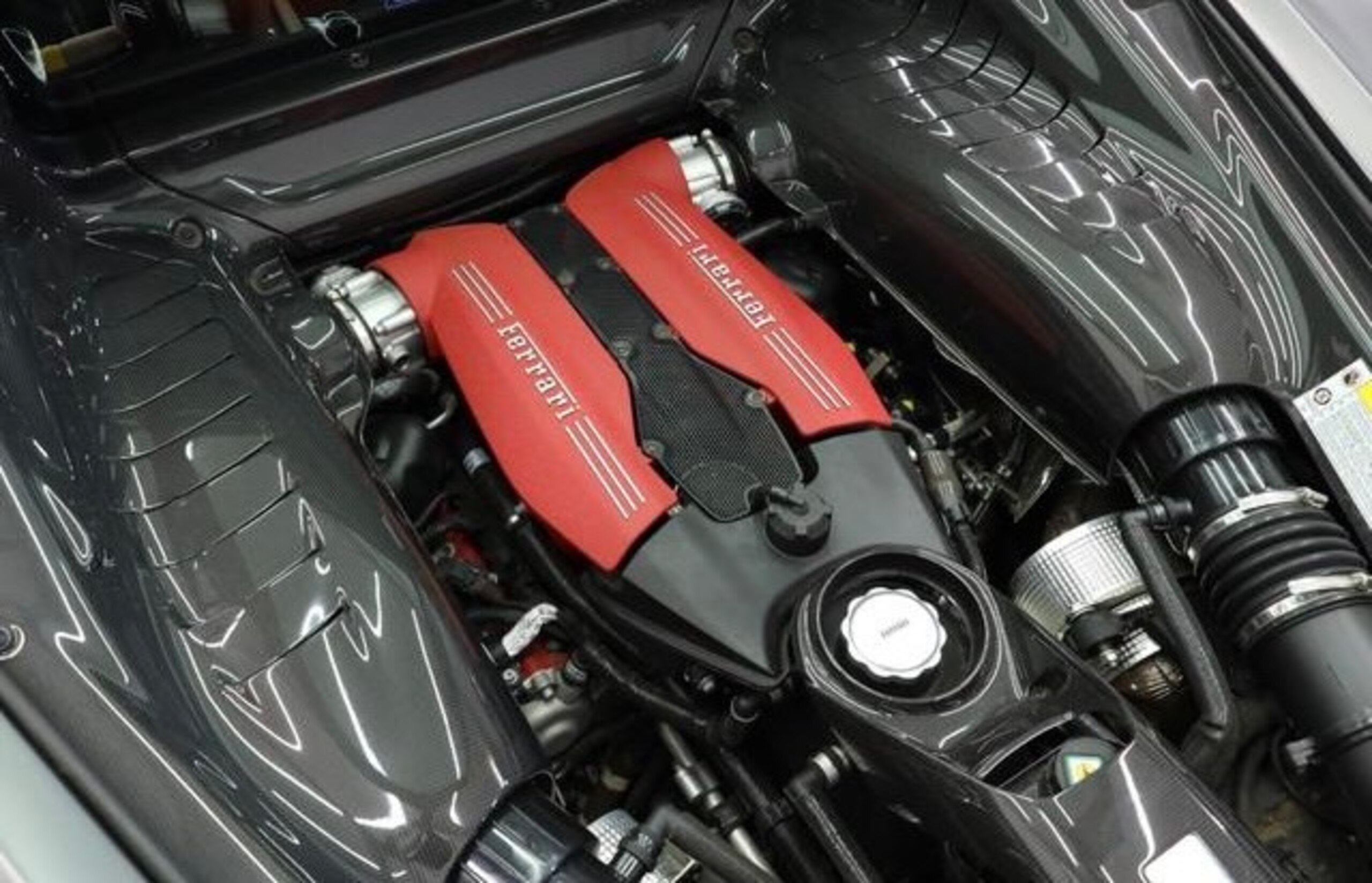 2018 Ferrari 488GTB — Photo 11 / 13