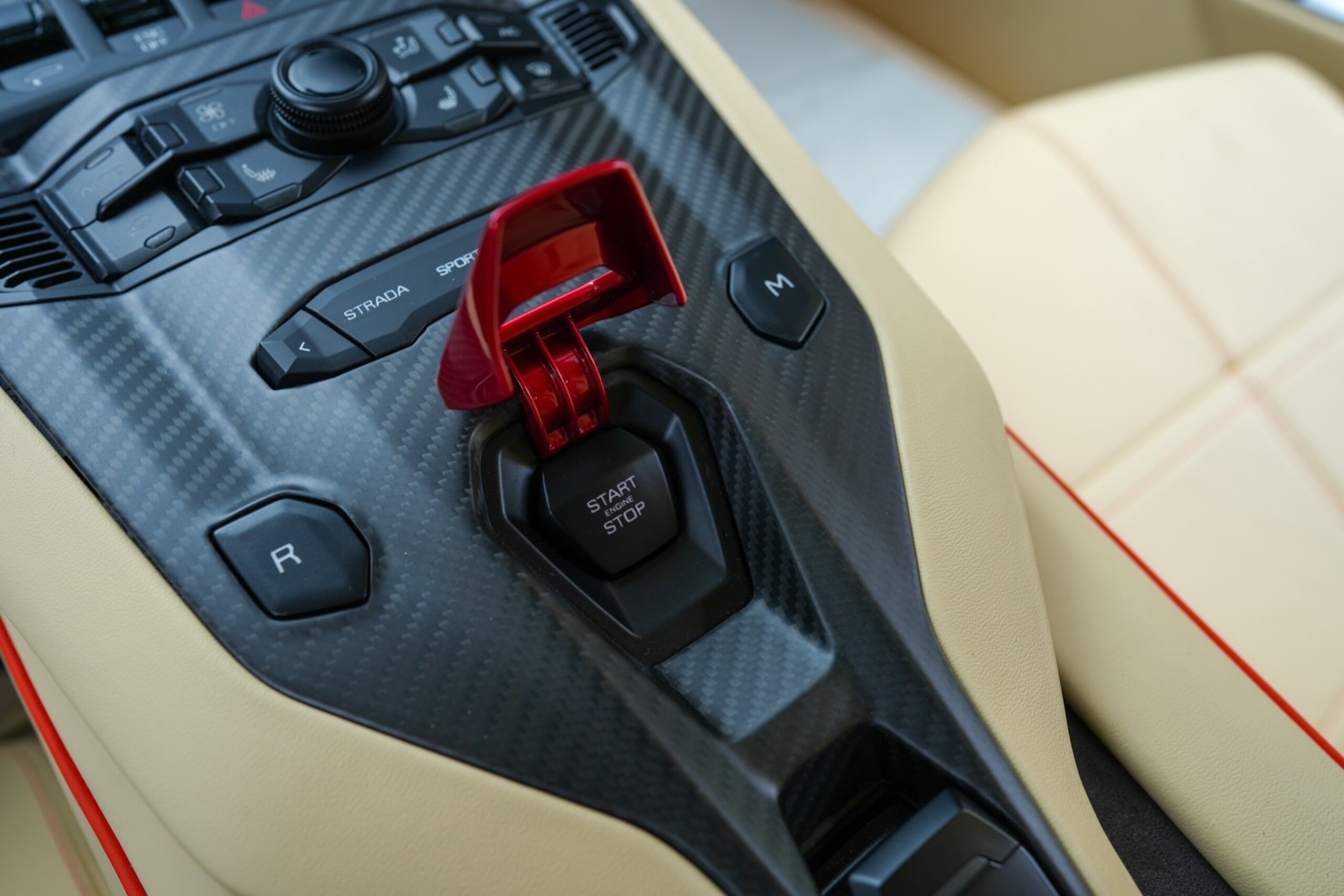 2022 Lamborghini Countach LPI 800-4 — Photo 25 / 28