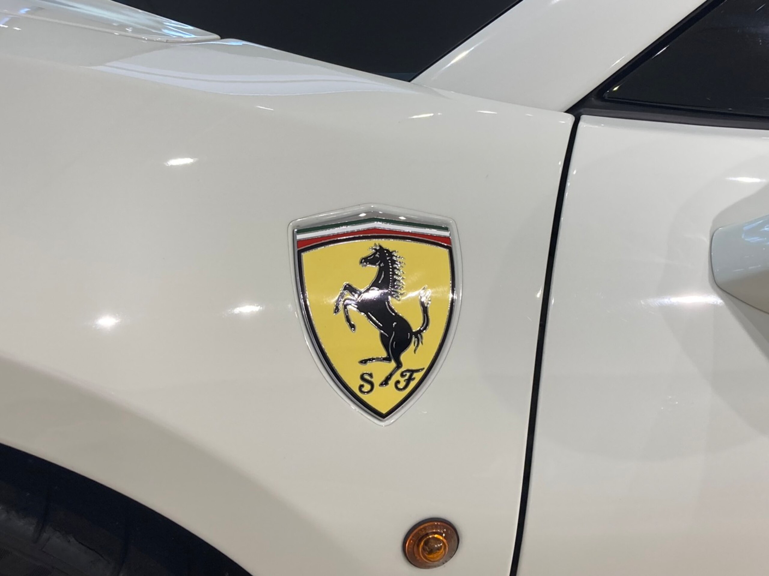 2016 Ferrari 488 Spider — Photo 11 / 35
