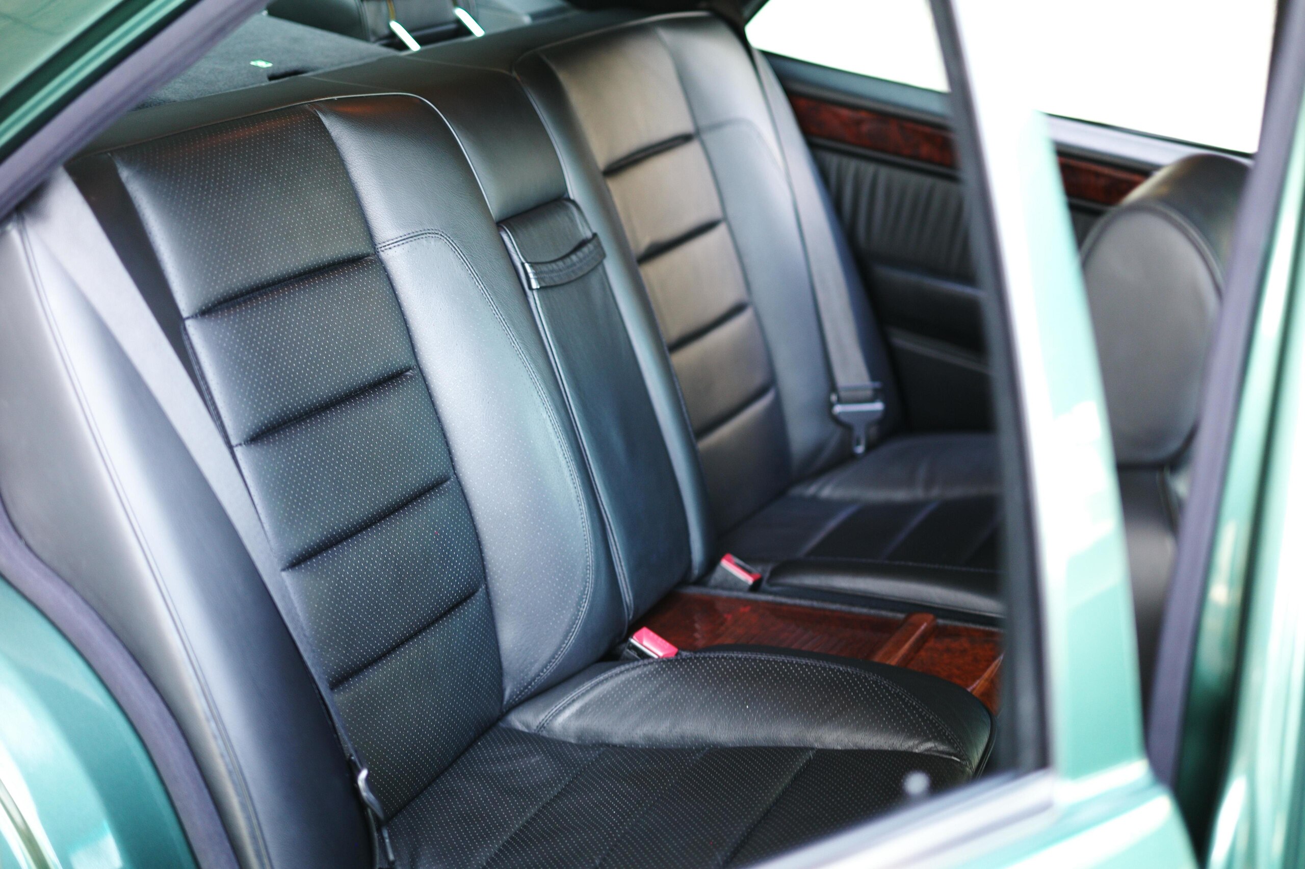1993 Mercedes Benz 500E — Photo 11 / 14