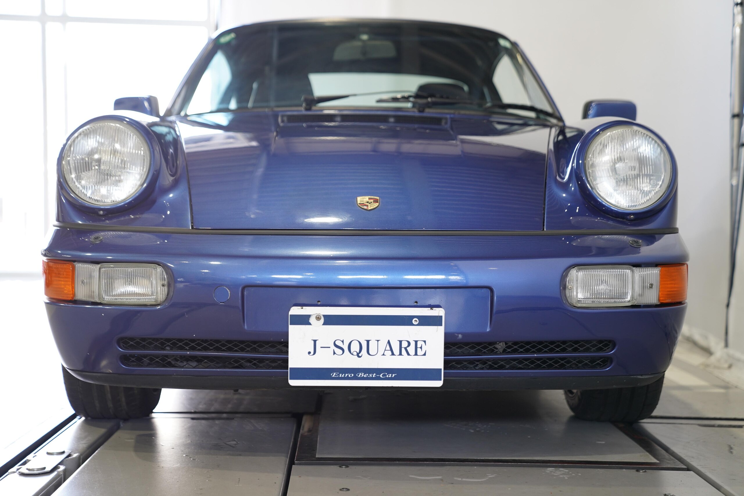 1991 Porsche 911 Carrera 2 for sale in Japan