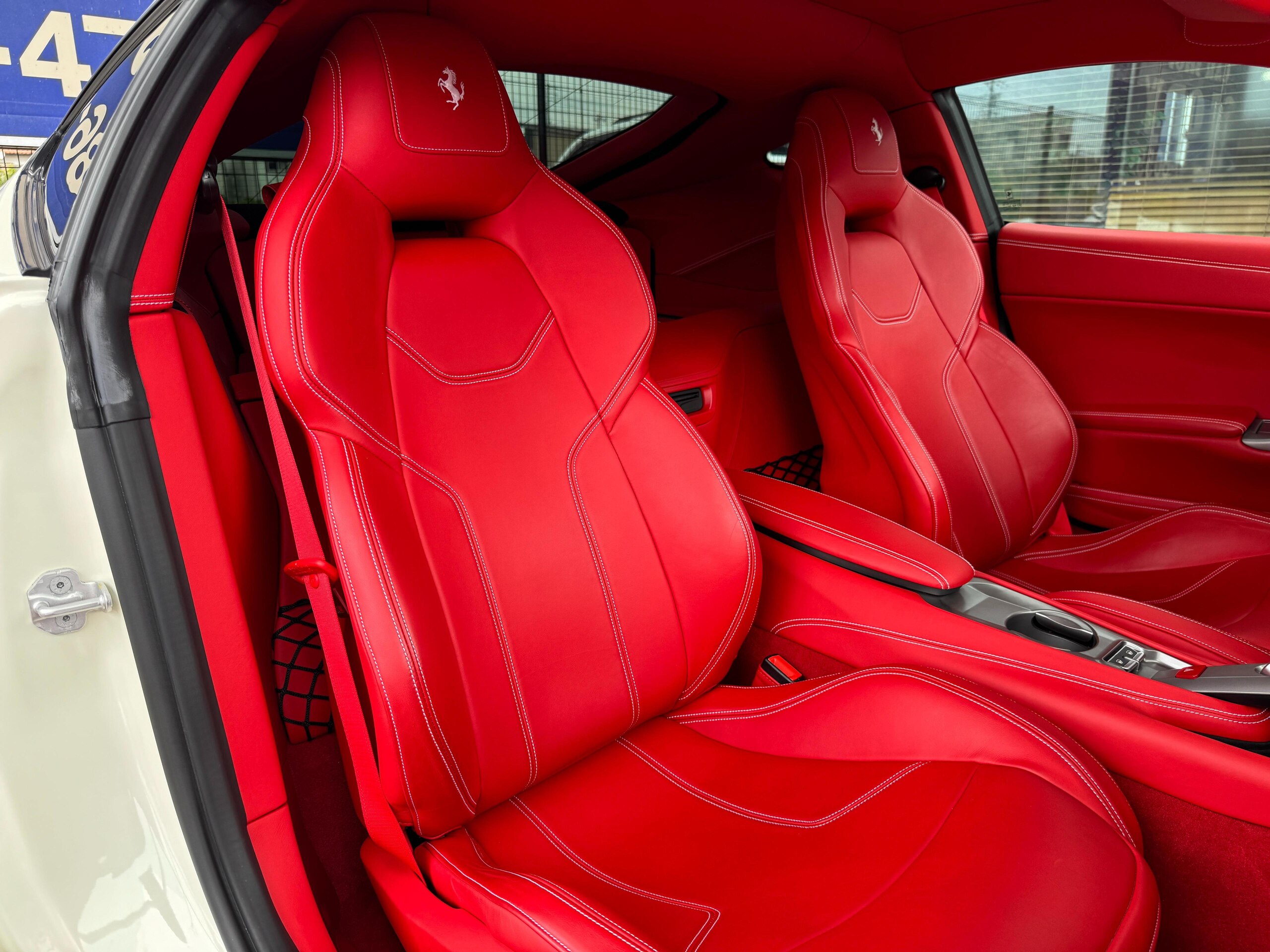 2014 Ferrari F12 Berlinetta — Photo 29 / 54