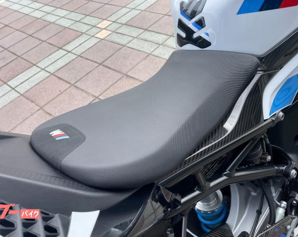 2022 BMW M1000RR M Competition — Photo 10 / 18