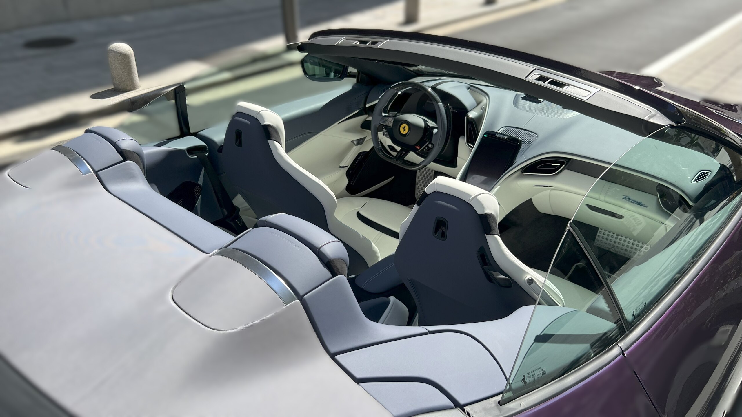 2024 Ferrari Roma Spider — Photo 16 / 44