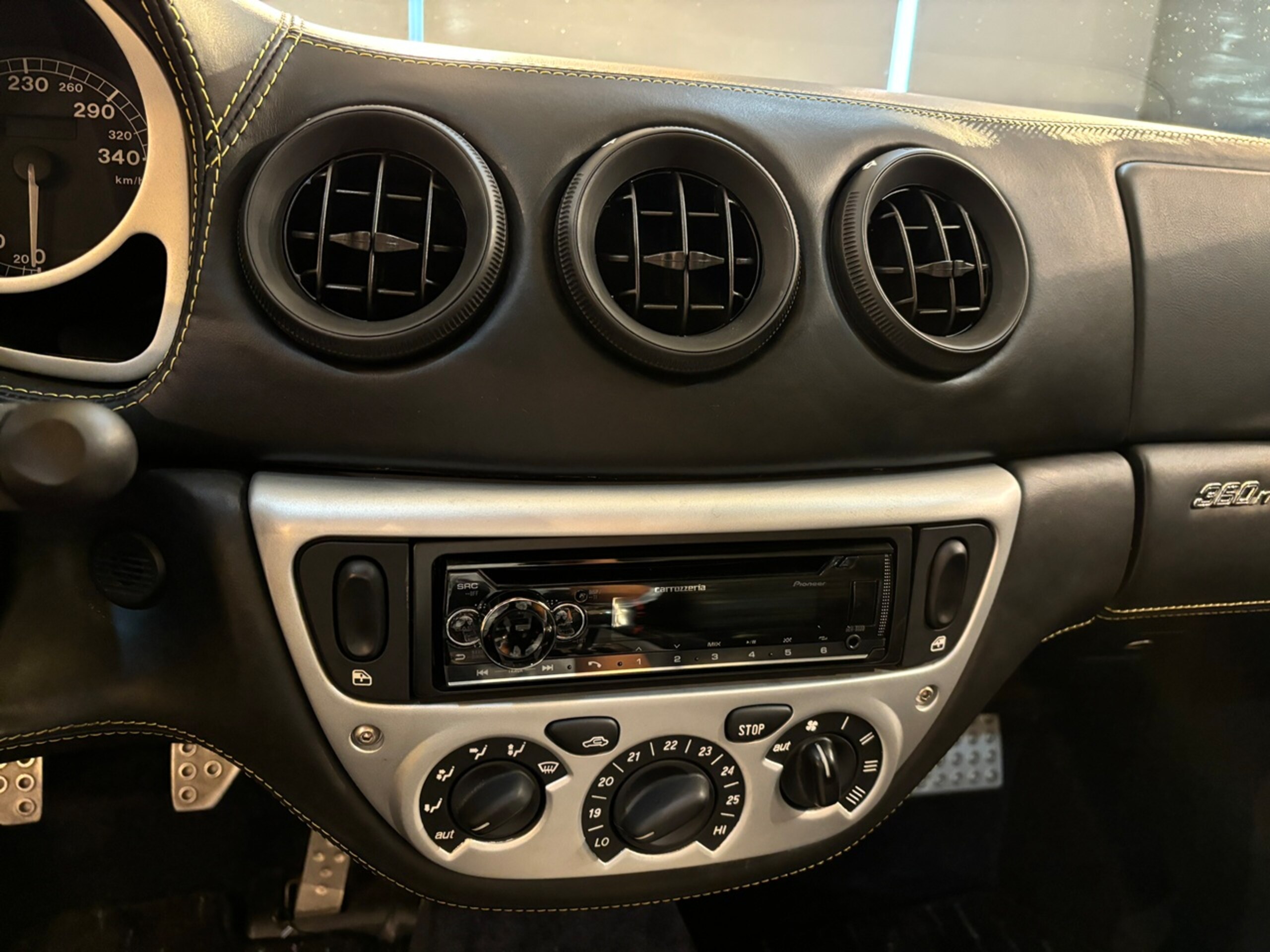 2001 Ferrari 360 Modena — Photo 12 / 21
