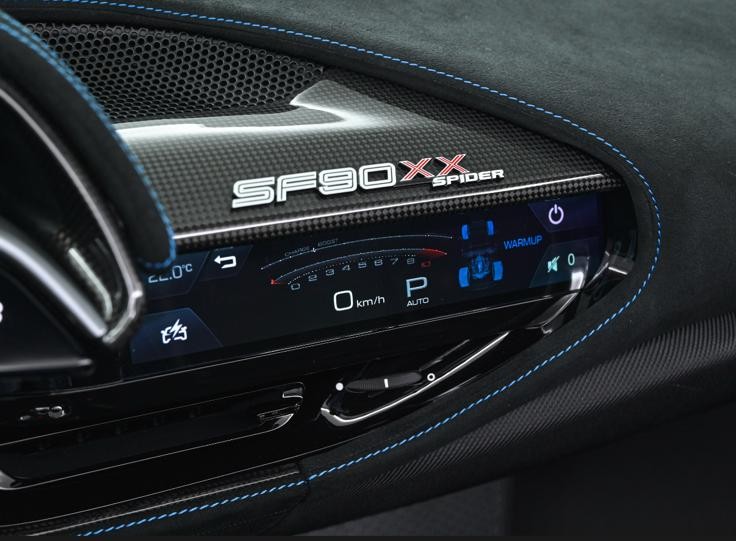 2025 Ferrari SF90 XX Spider — Photo 15 / 21