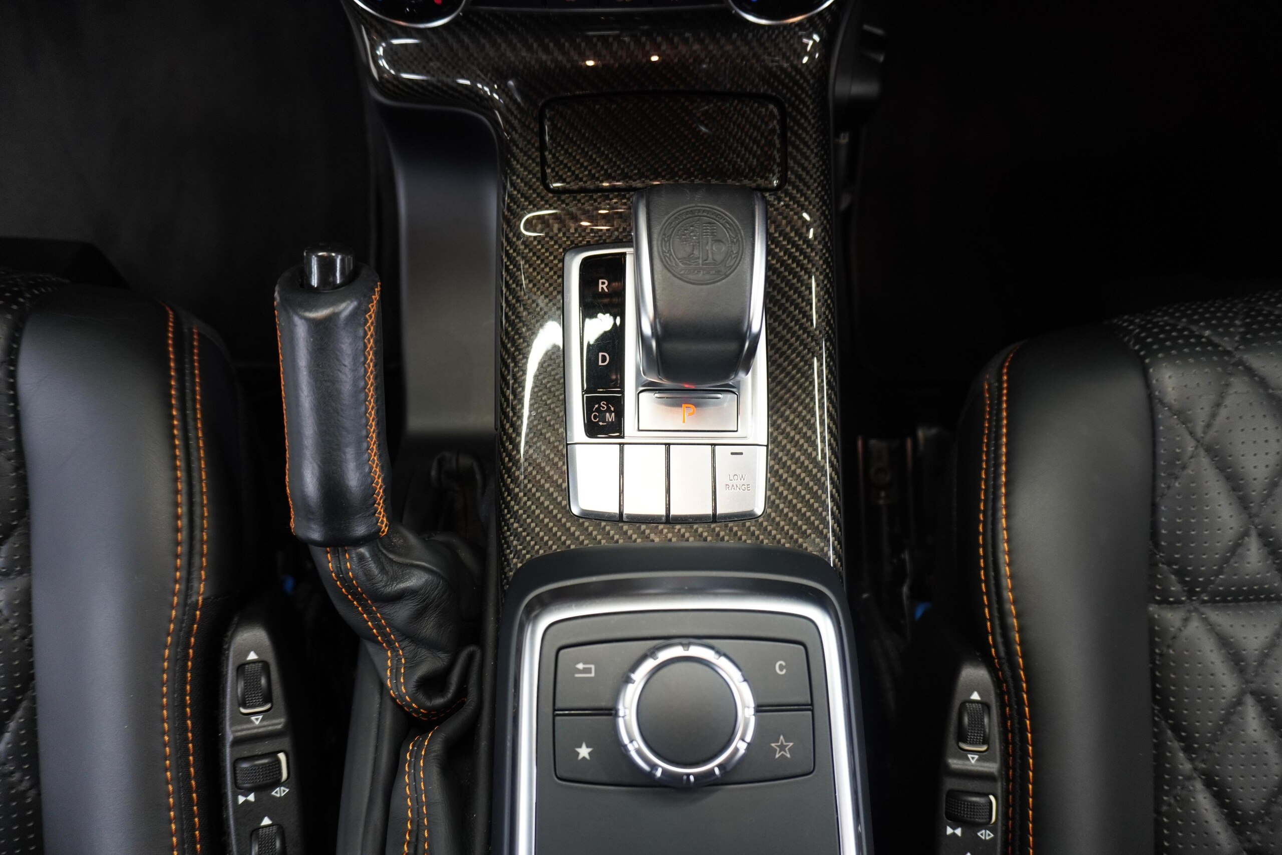 2015 Mercedes Benz G63 AMG — Photo 16 / 23