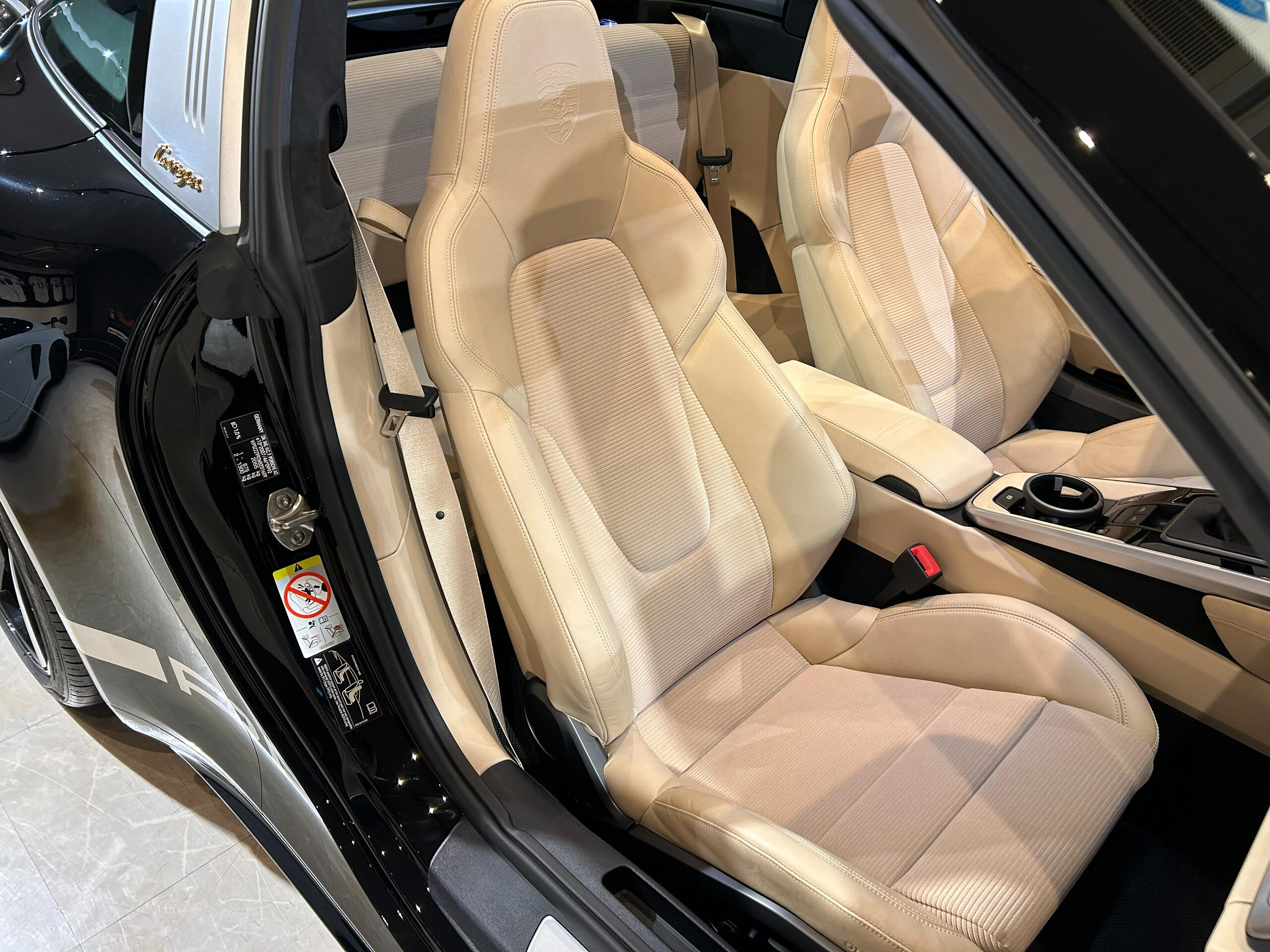 2020 Porsche 911 Targa 4S — Photo 65 / 78
