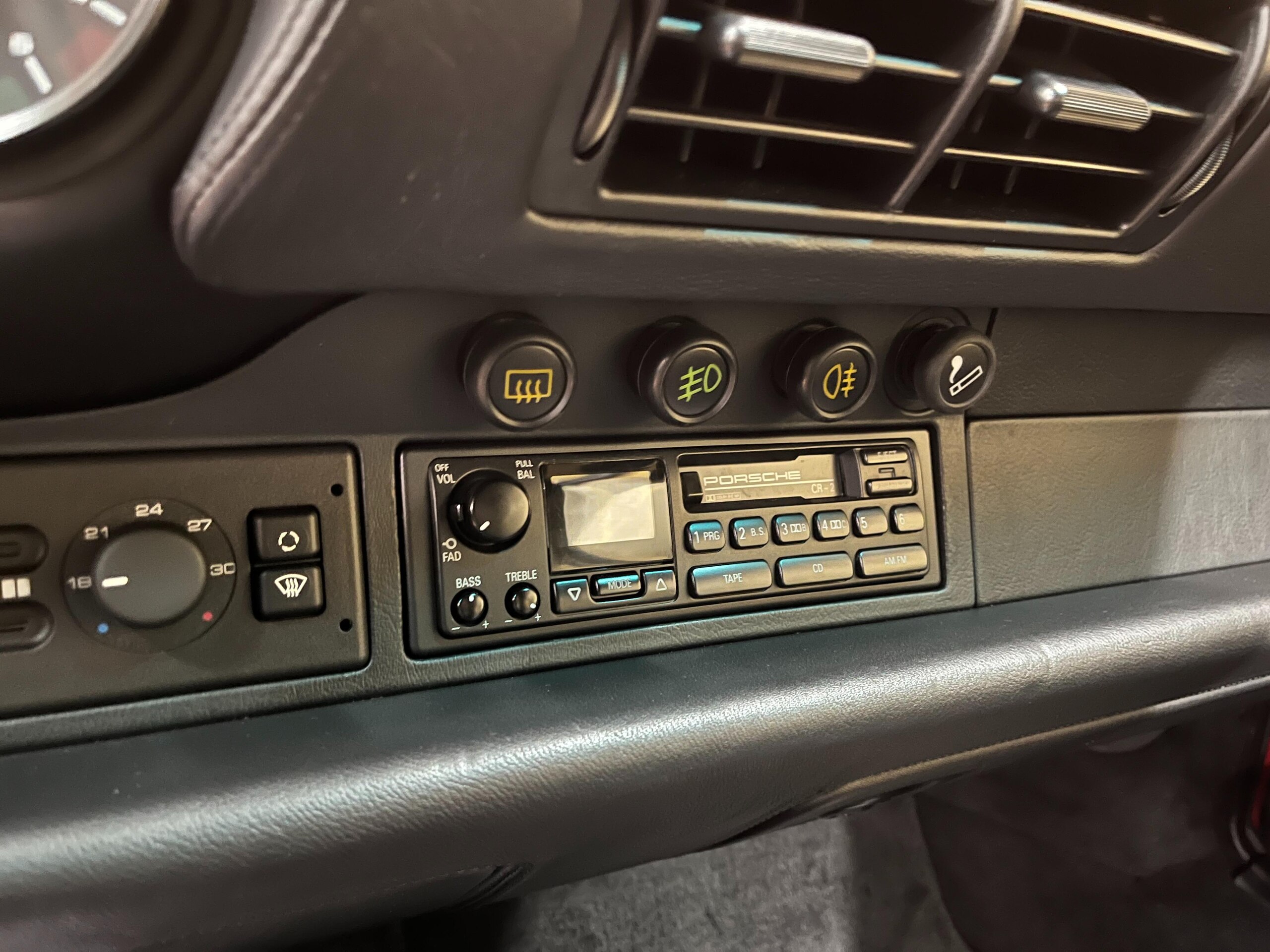 1993 Porsche 911 Turbo — Photo 14 / 20