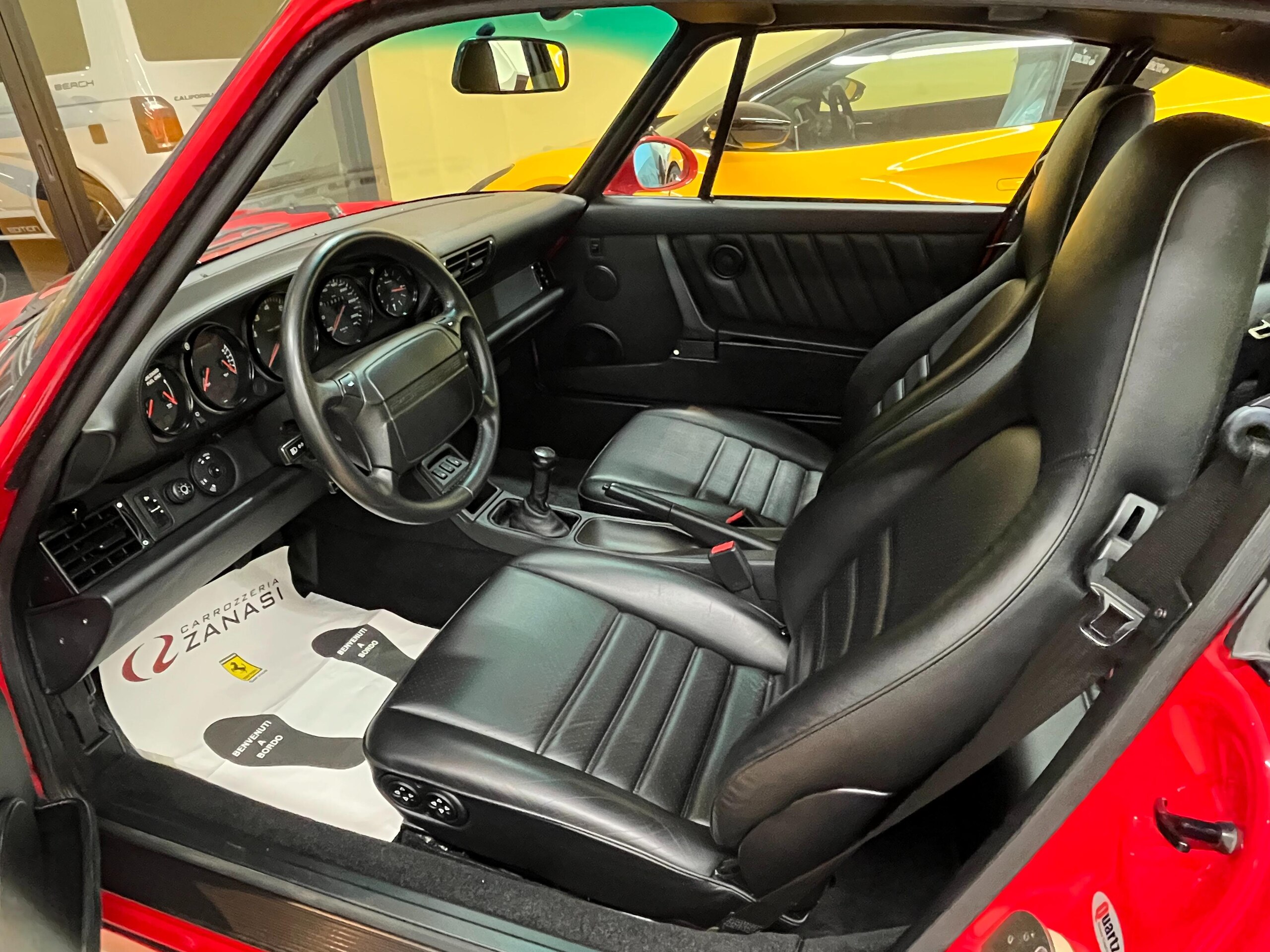 1993 Porsche 911 Turbo — Photo 8 / 20