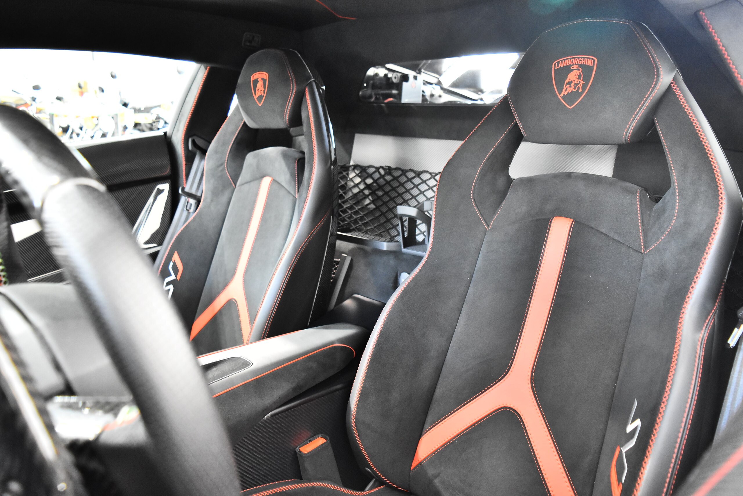 2019 Lamborghini Aventador SVJ — Photo 8 / 19