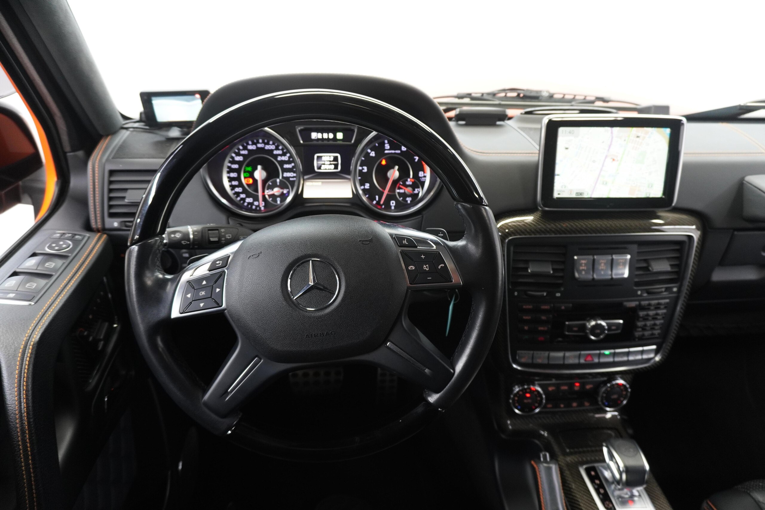 2015 Mercedes Benz G63 AMG — Photo 12 / 23