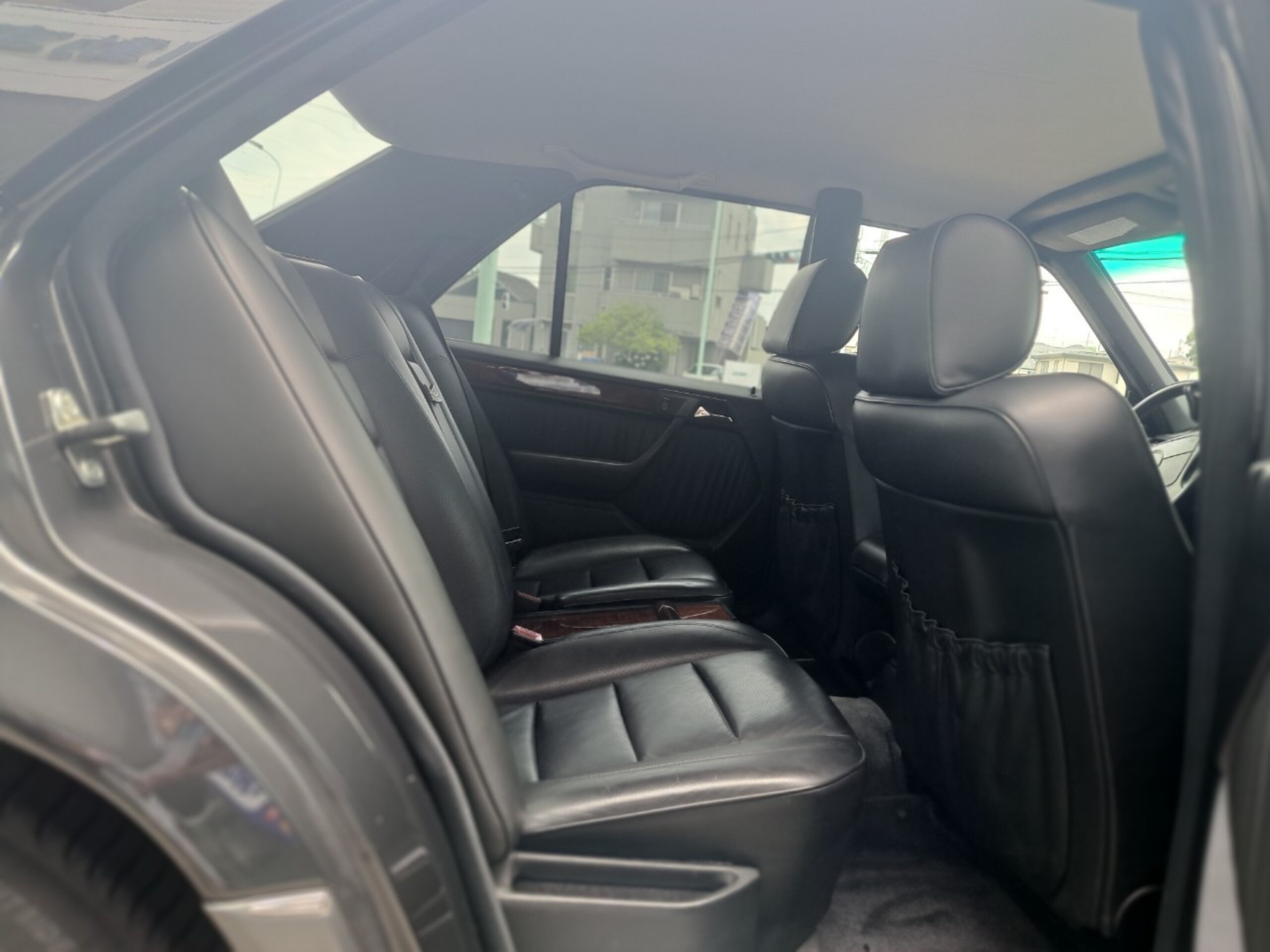 1992 Mercedes Benz E500 — Photo 13 / 17