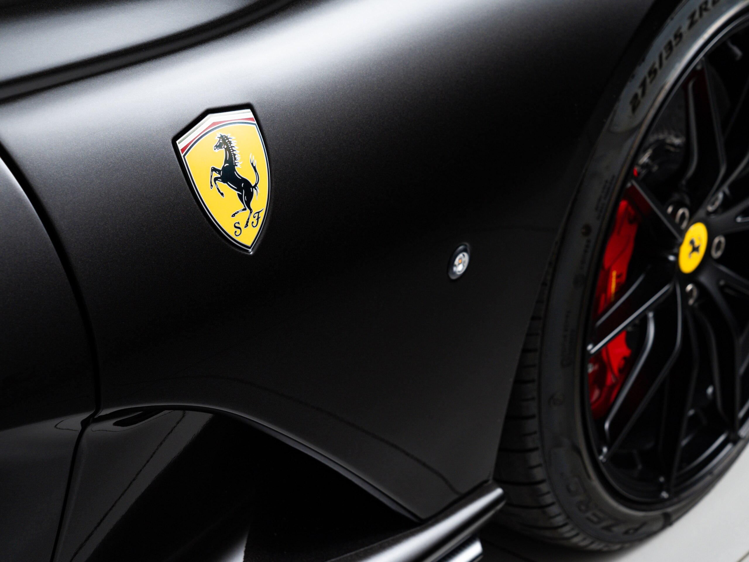 2022 Ferrari 812GTS — Photo 9 / 51
