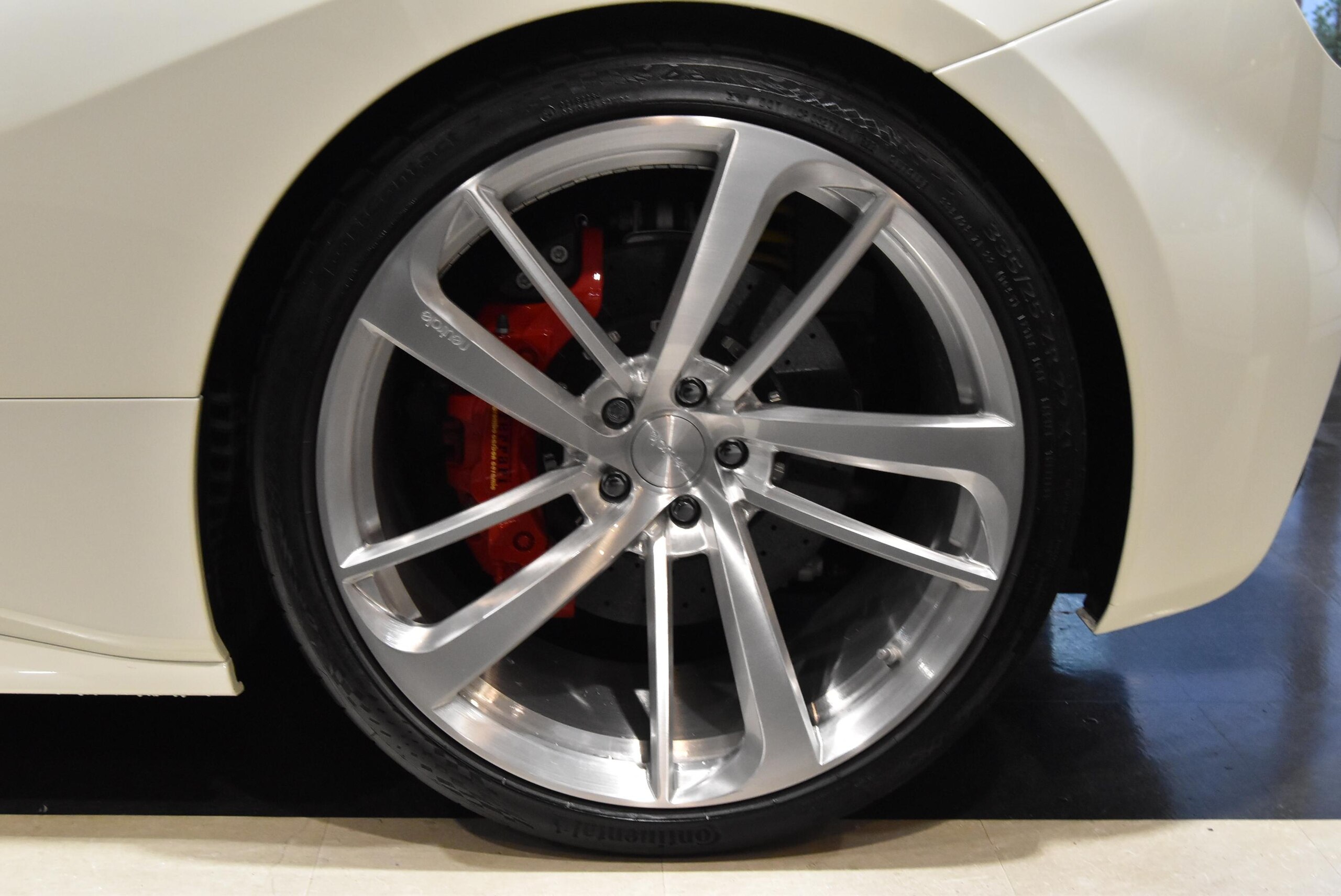 2017 Ferrari 488 Spider — Photo 35 / 35