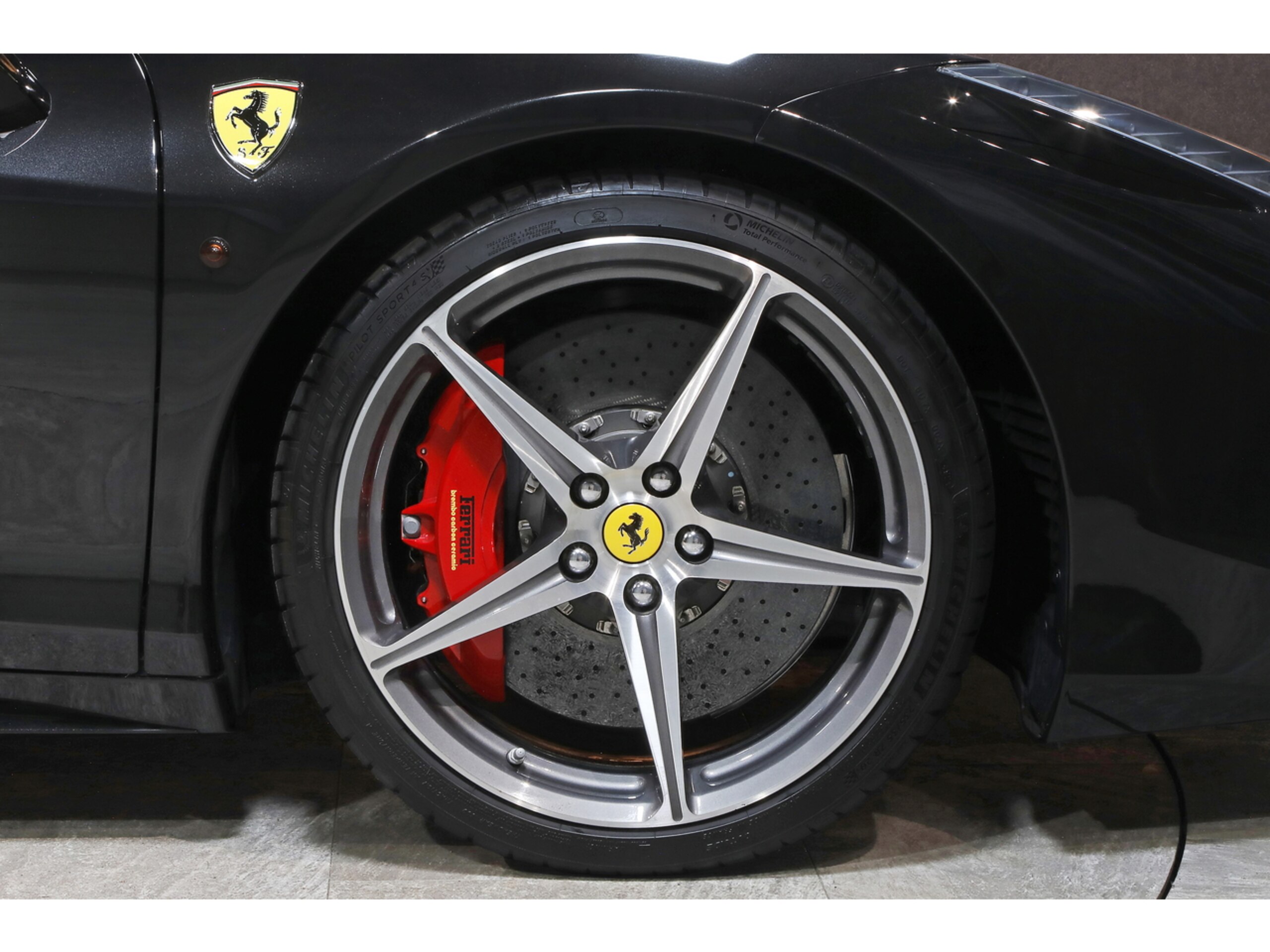 2014 Ferrari 458 Spider — Photo 12 / 57