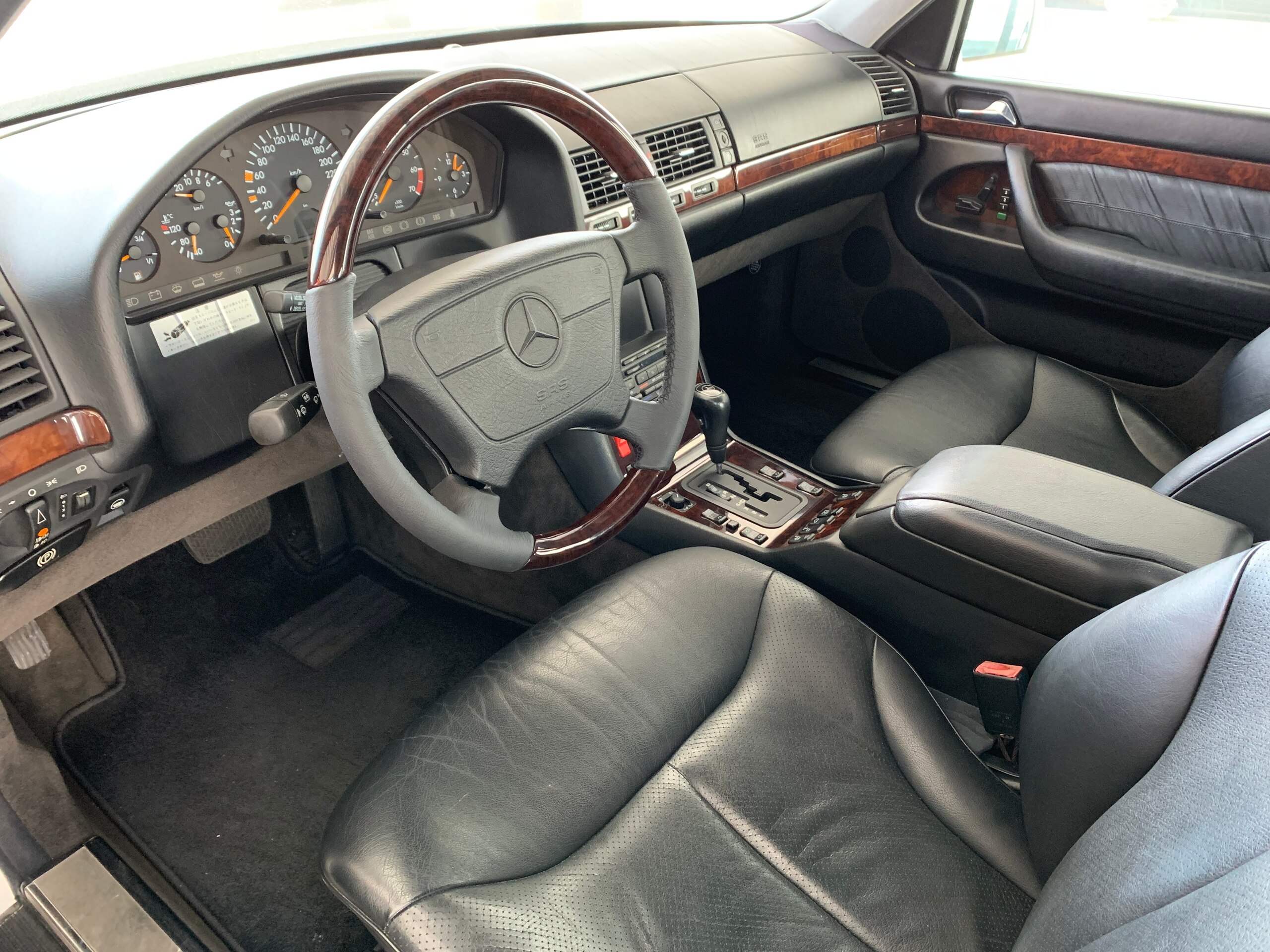 1998 Mercedes Benz S500 — Photo 9 / 19