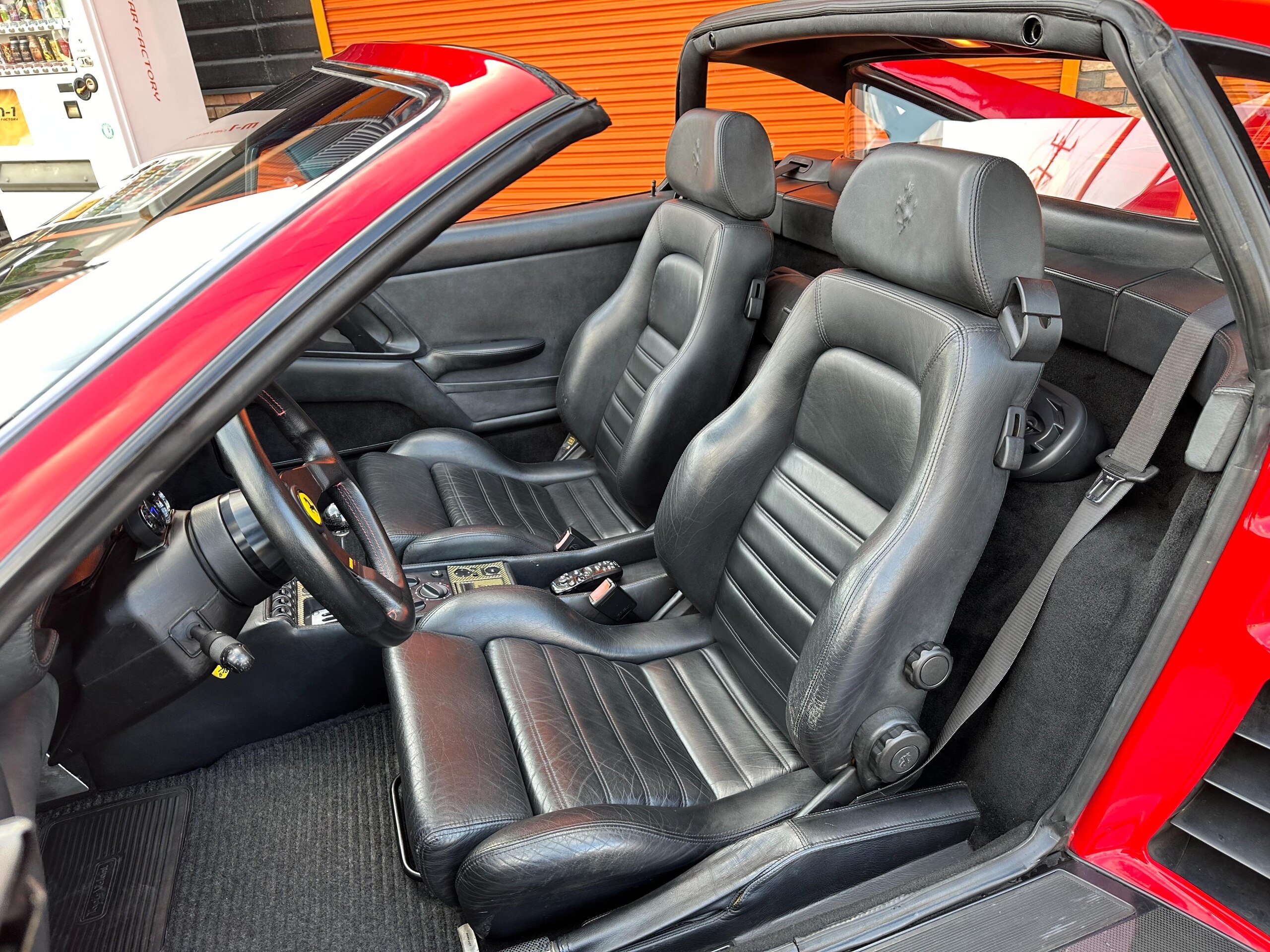 1995 Ferrari F355 GTS — Photo 34 / 44