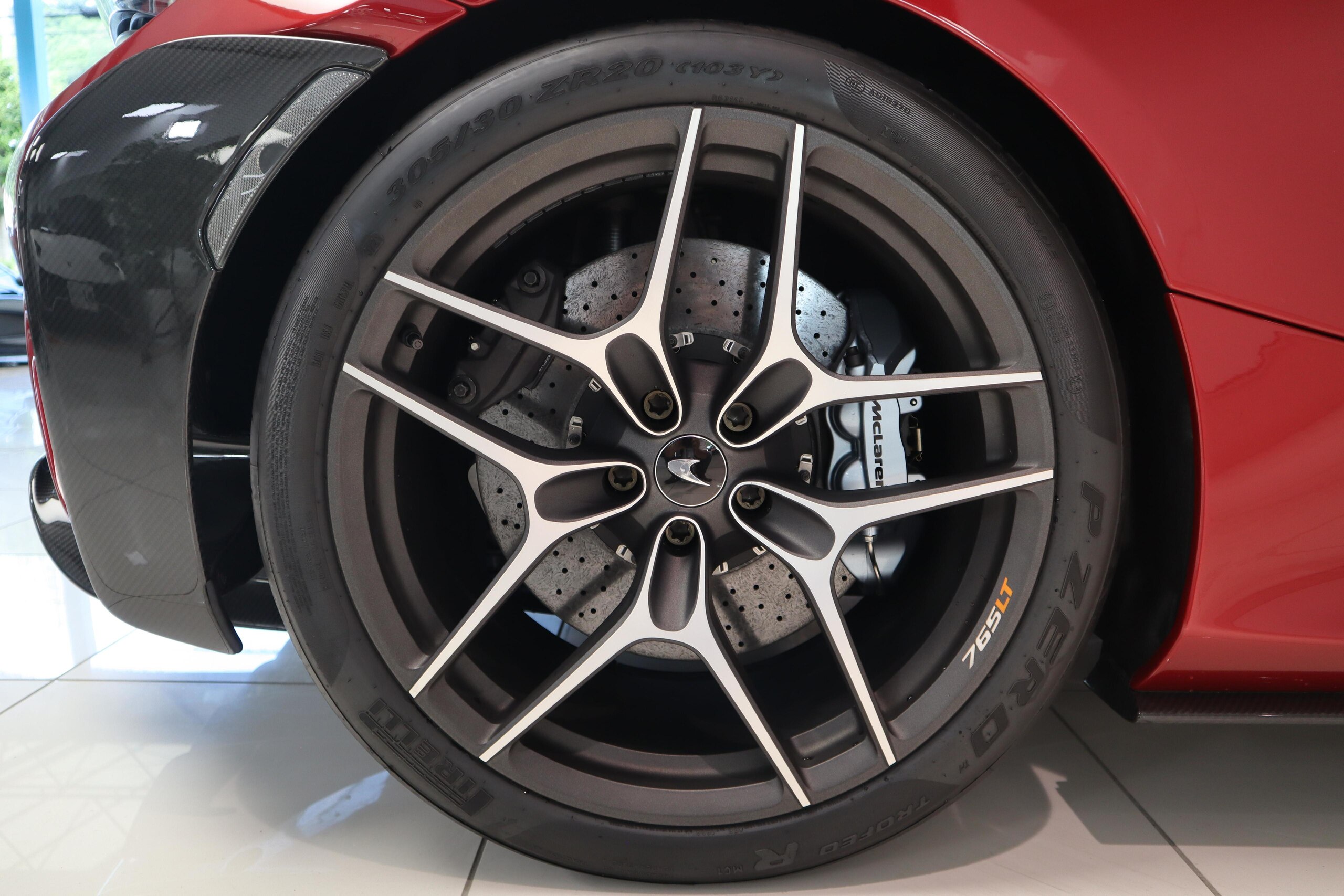 2023 McLaren 765LT Spider — Photo 47 / 49