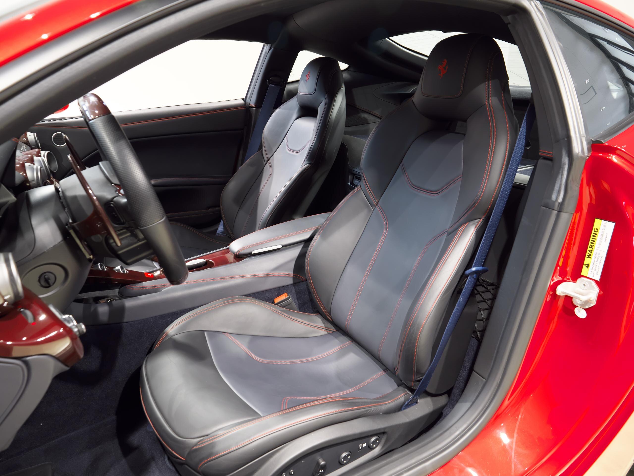 2014 Ferrari F12 Berlinetta — Photo 10 / 19