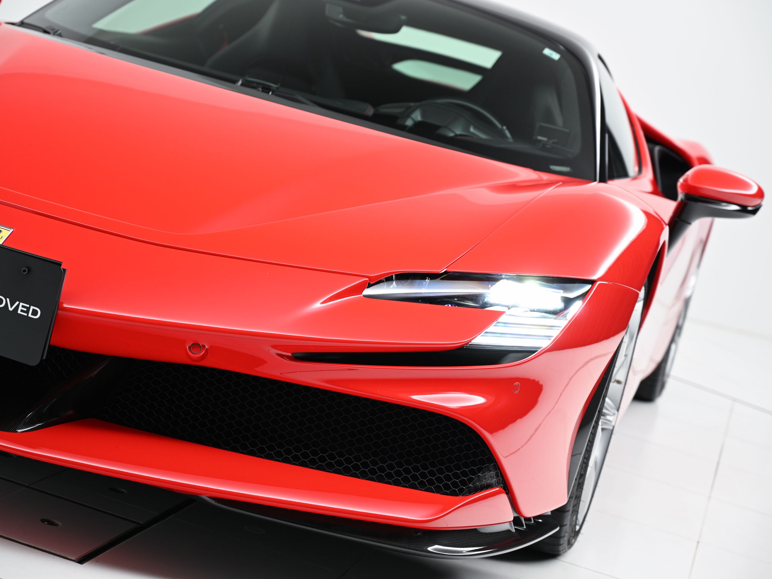 2021 Ferrari SF90 Stradale — Photo 17 / 22