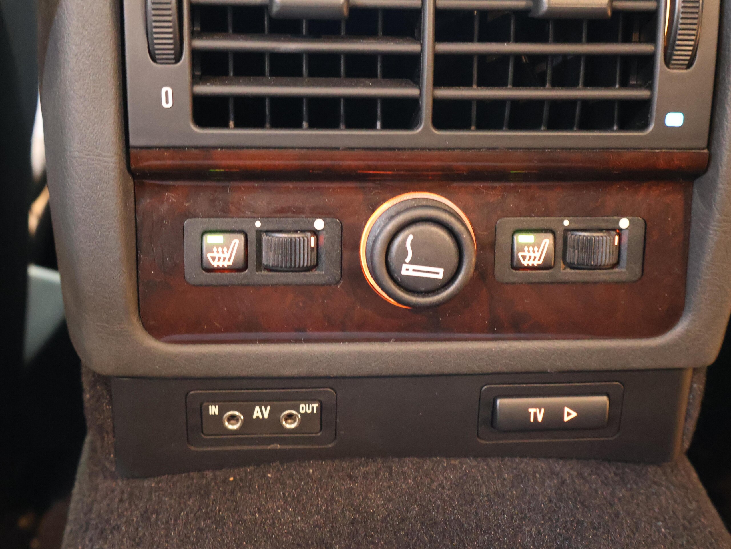 1999 BMW 735i — Photo 17 / 21