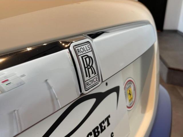 2014 Rolls-Royce Wraith — Photo 15 / 16