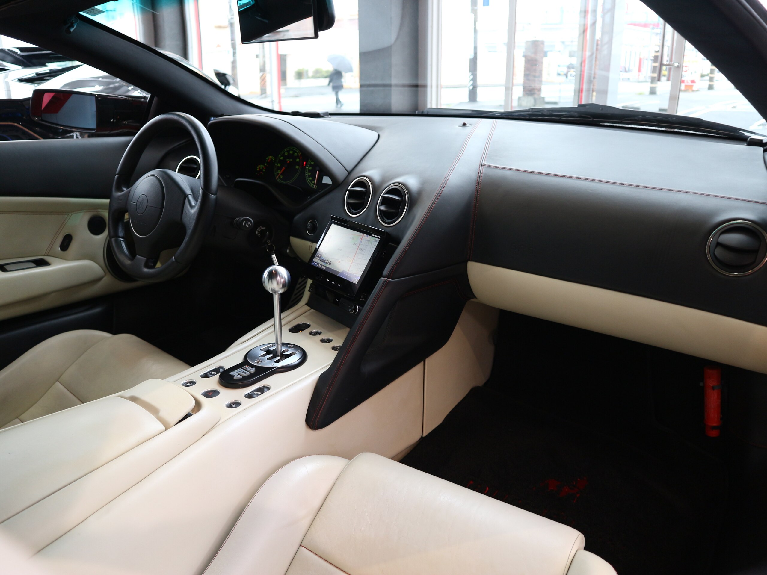 2003 Lamborghini Murcielago — Photo 10 / 17