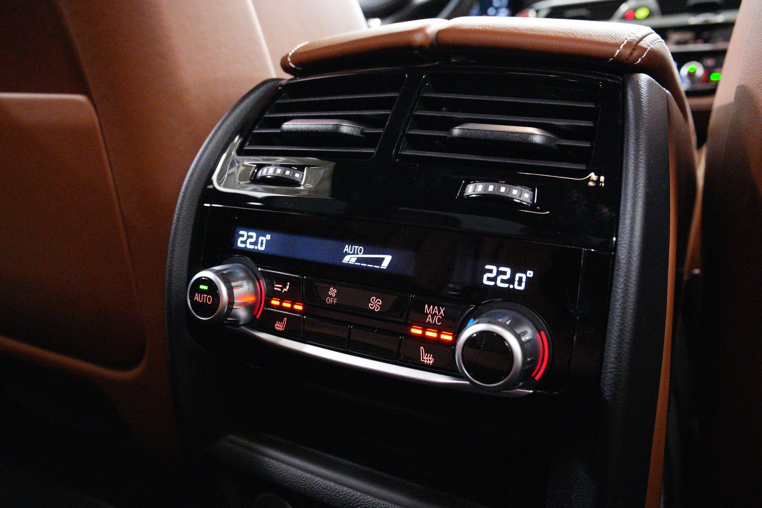 2023 BMW M5 Competition — Photo 37 / 53